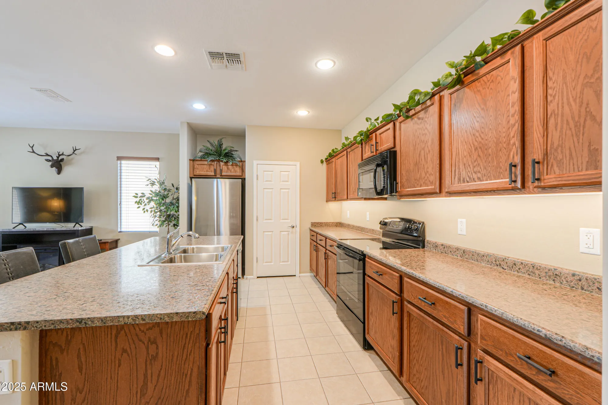 Property Slideshow image 6 of 25 | 4975 w gulch dr, Eloy, AZ, 85131