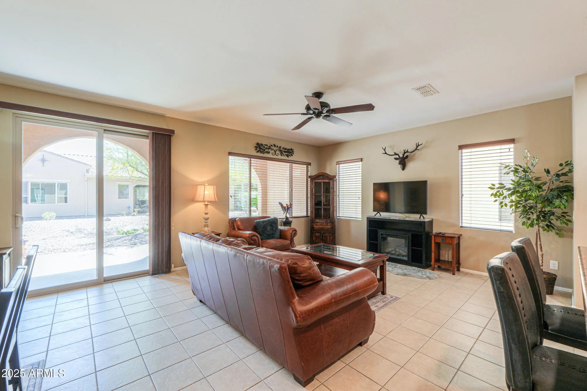 Property Slideshow image 11 of 25 | 4975 w gulch dr, Eloy, AZ, 85131