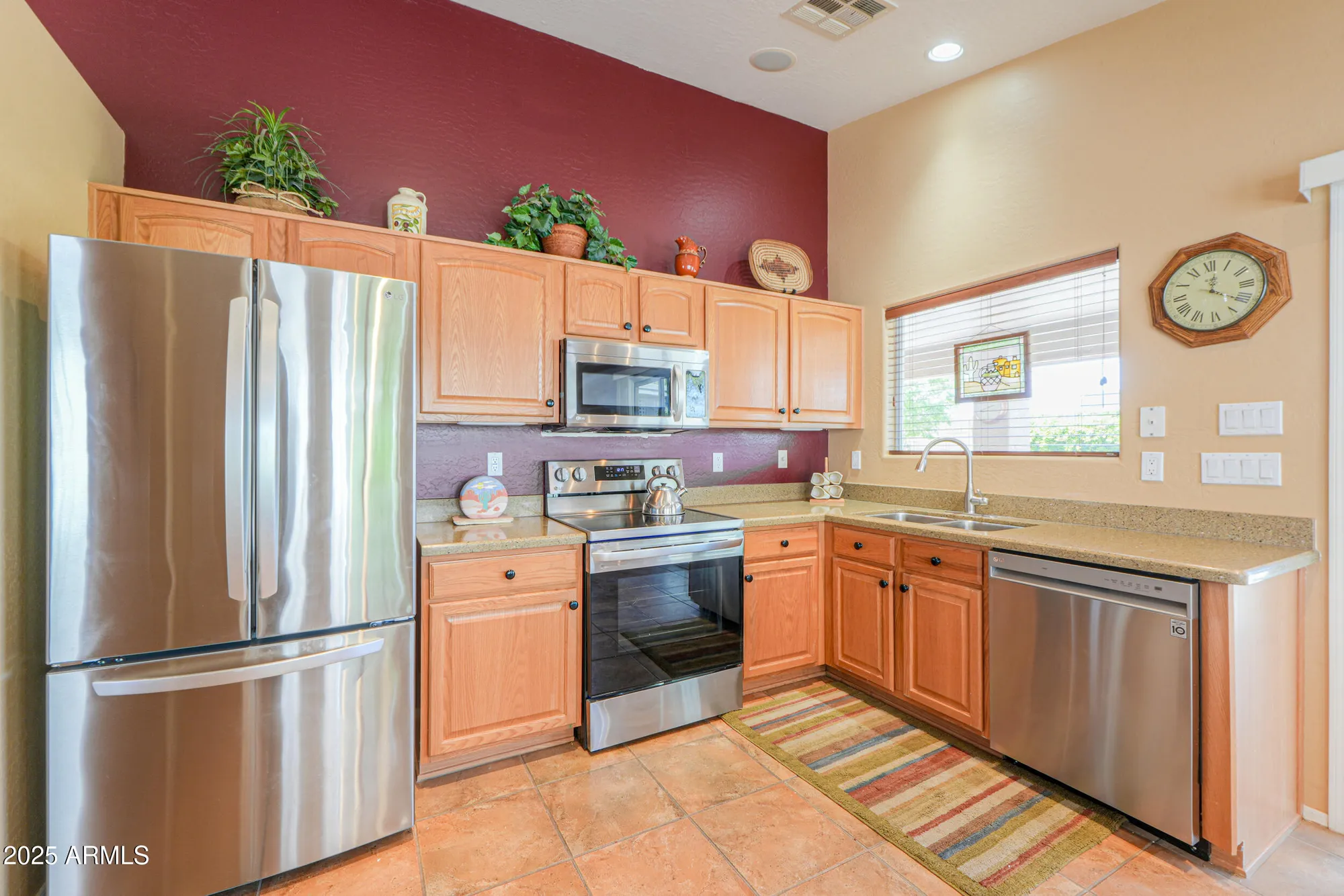 Property Slideshow image 9 of 33 | 426 n santiago trl, Casa Grande, AZ, 85194