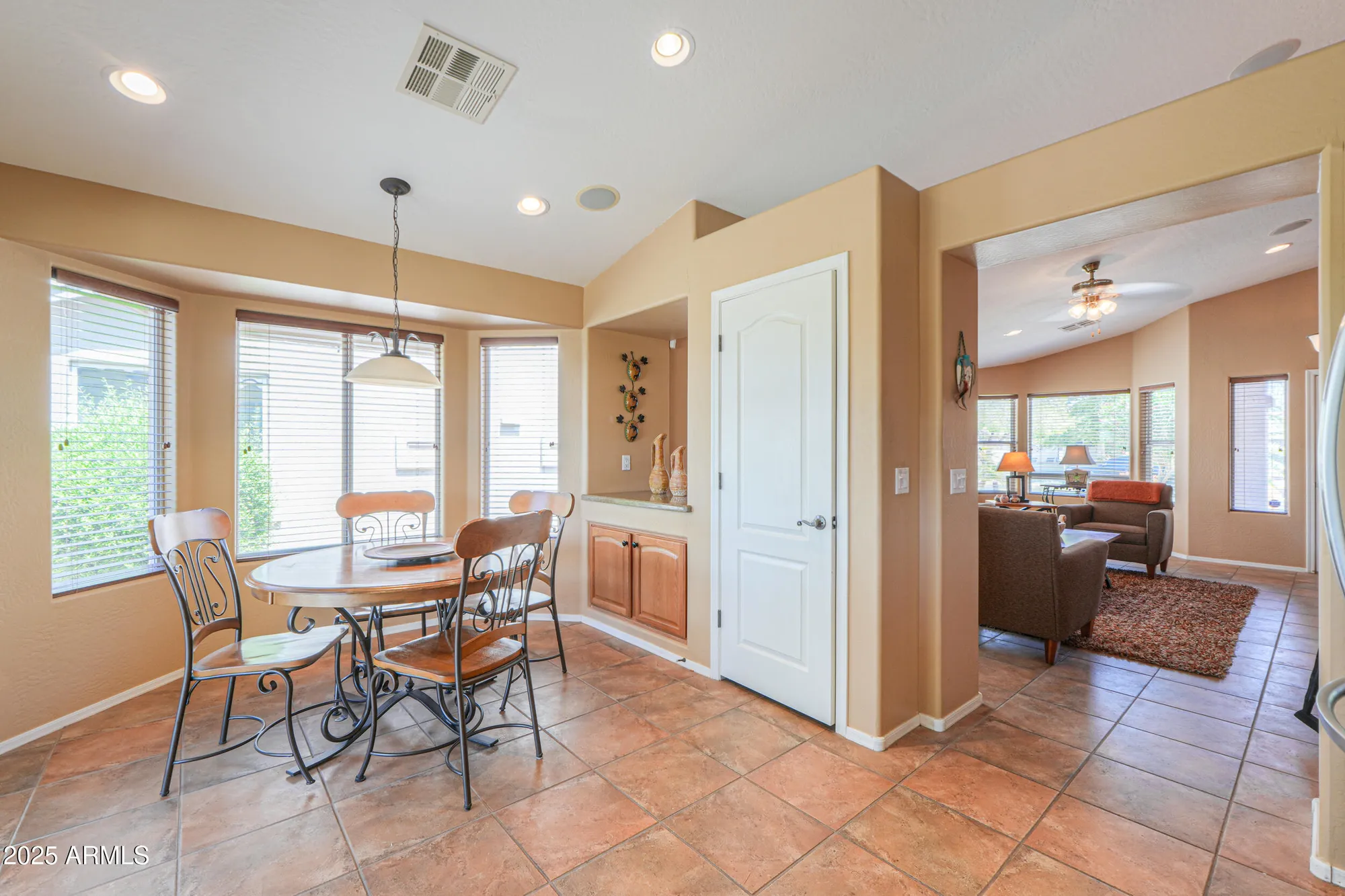 Property Slideshow image 11 of 33 | 426 n santiago trl, Casa Grande, AZ, 85194