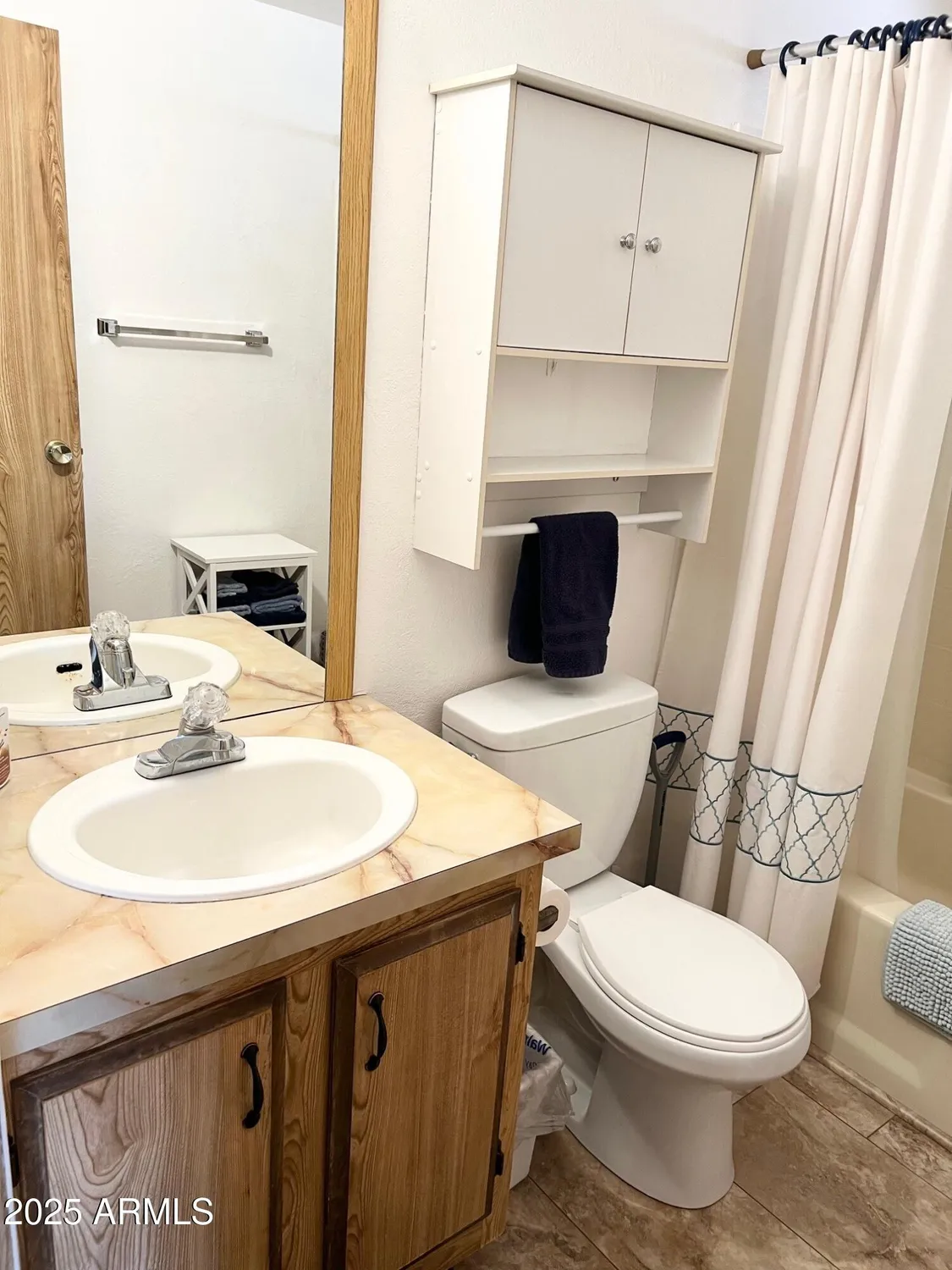 Property Slideshow image 17 of 50 | 805 s 82nd pl, Mesa, AZ, 85208