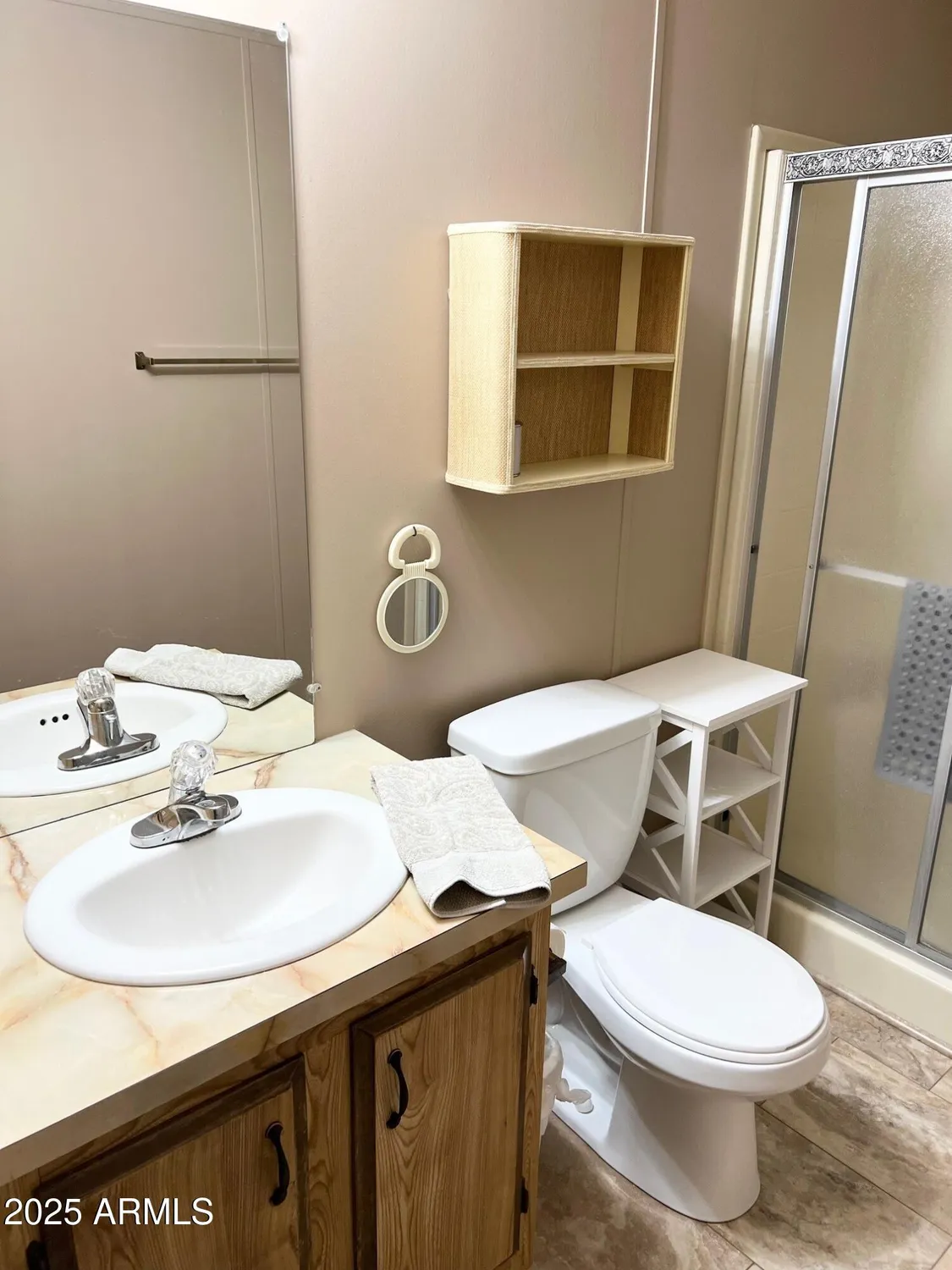 Property Slideshow image 15 of 50 | 805 s 82nd pl, Mesa, AZ, 85208