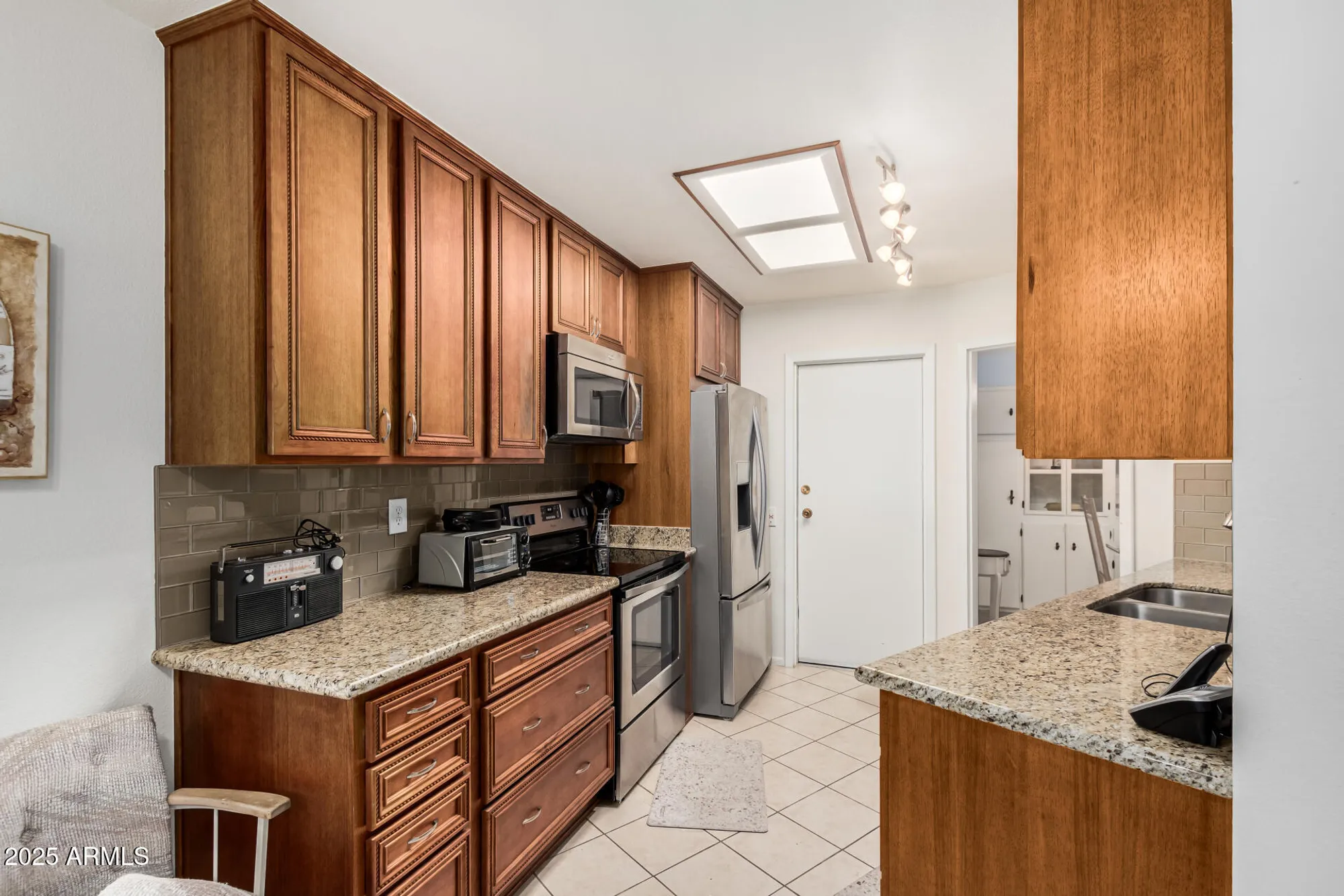 Property Slideshow image 16 of 33 | 10855 w buccaneer dr, Sun City, AZ, 85351