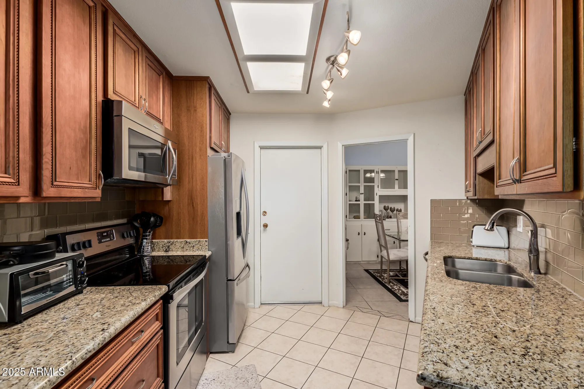 Property Slideshow image 18 of 33 | 10855 w buccaneer dr, Sun City, AZ, 85351