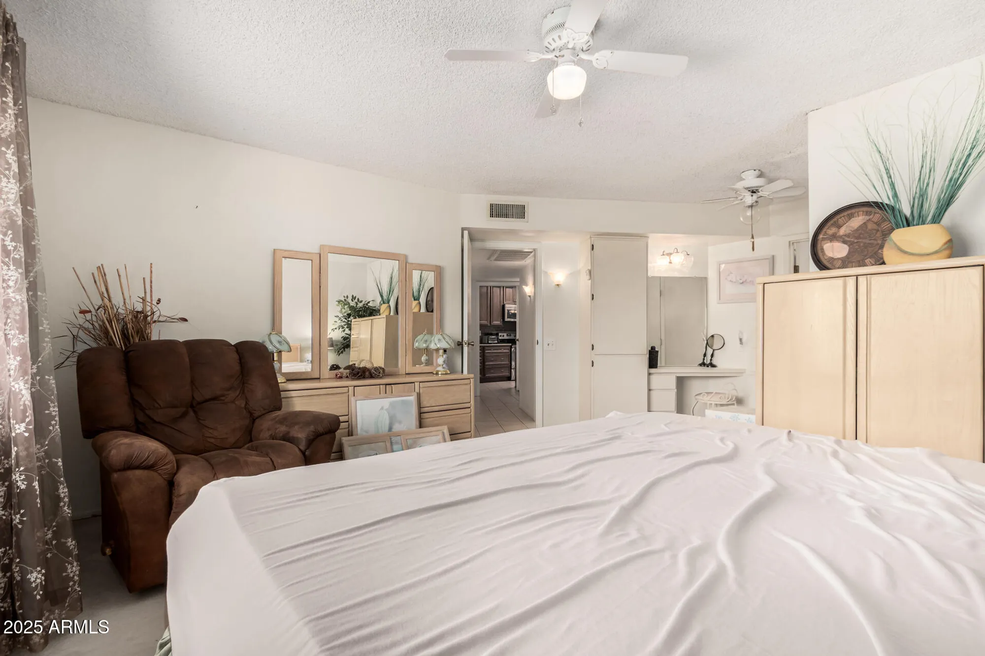 Property Slideshow image 20 of 33 | 10855 w buccaneer dr, Sun City, AZ, 85351