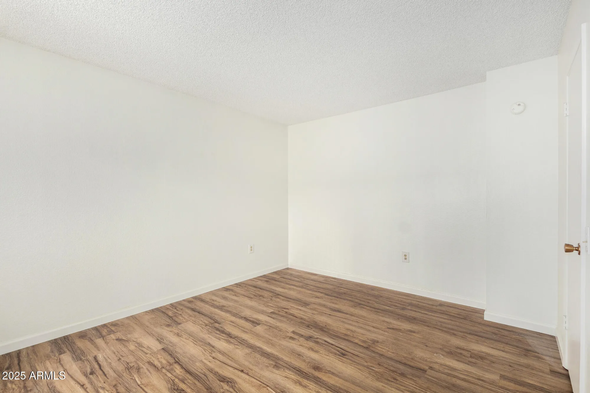 Property Slideshow image 17 of 24 | 10815 w santa fe dr, Sun City, AZ, 85351