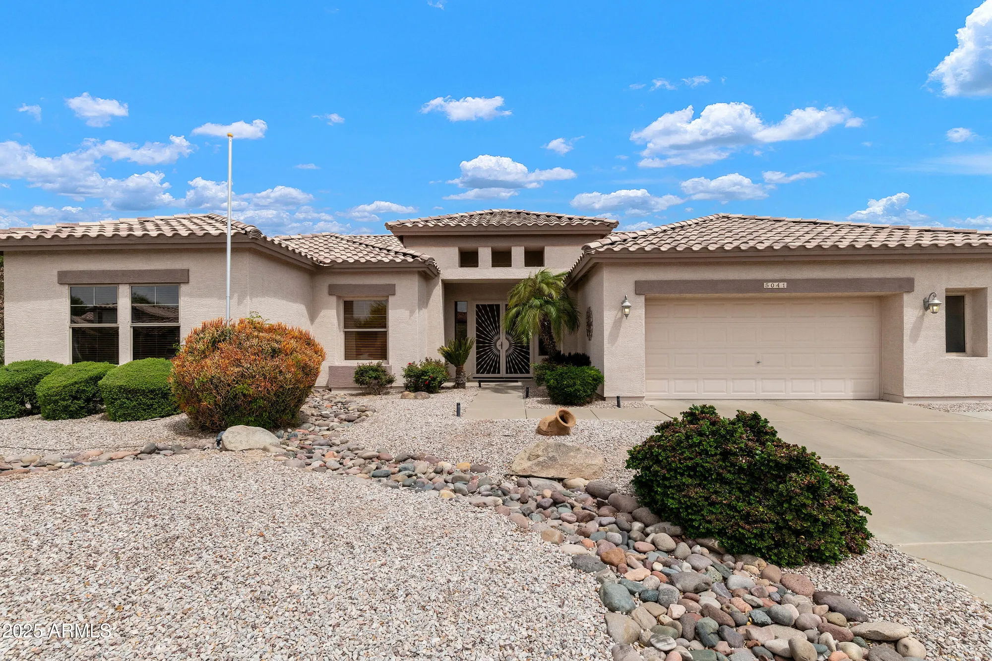 Property Slideshow image 1 of 49 | 5041 s barley ct, Gilbert, AZ, 85298