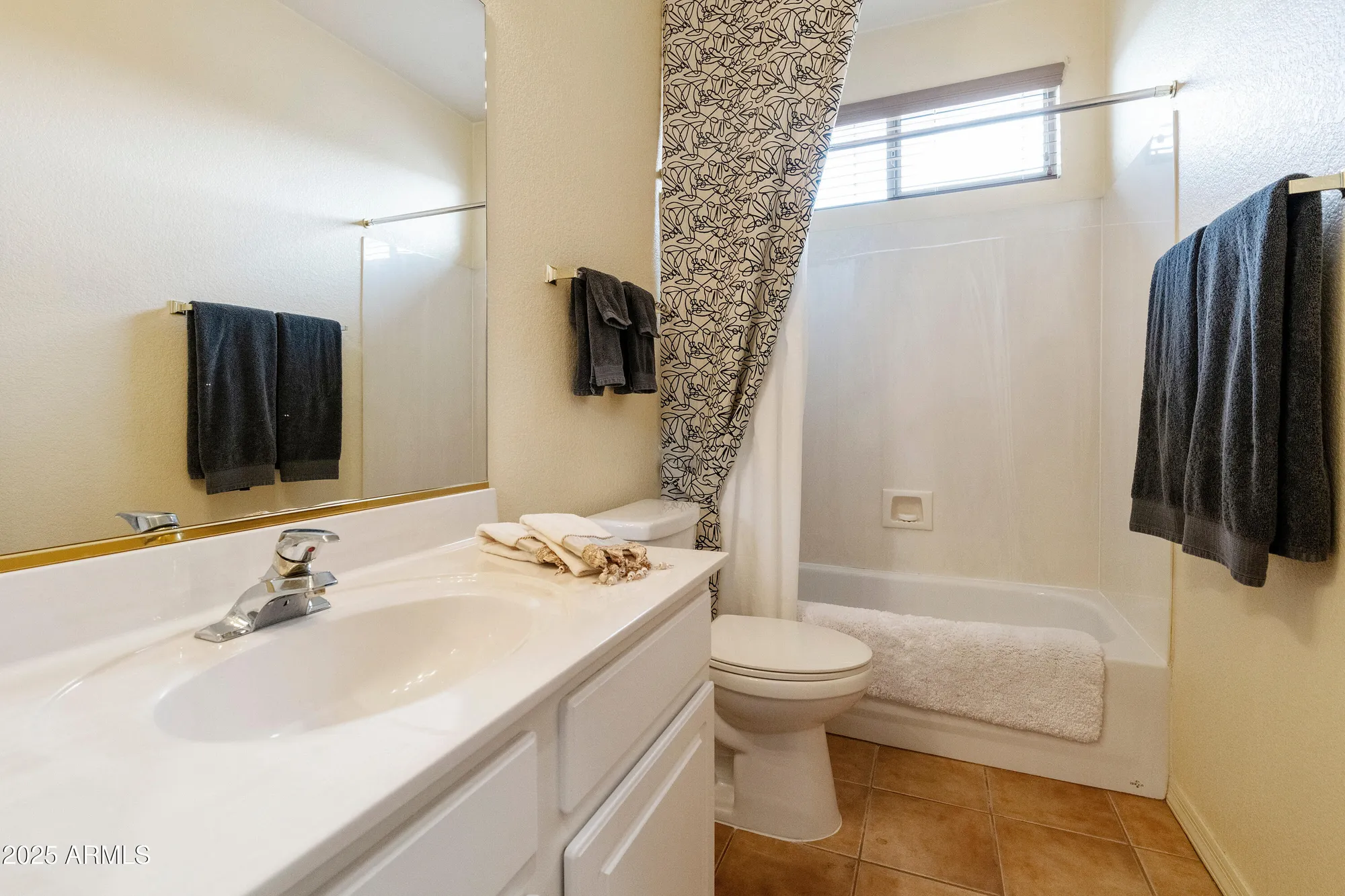 Property Slideshow image 22 of 49 | 5041 s barley ct, Gilbert, AZ, 85298