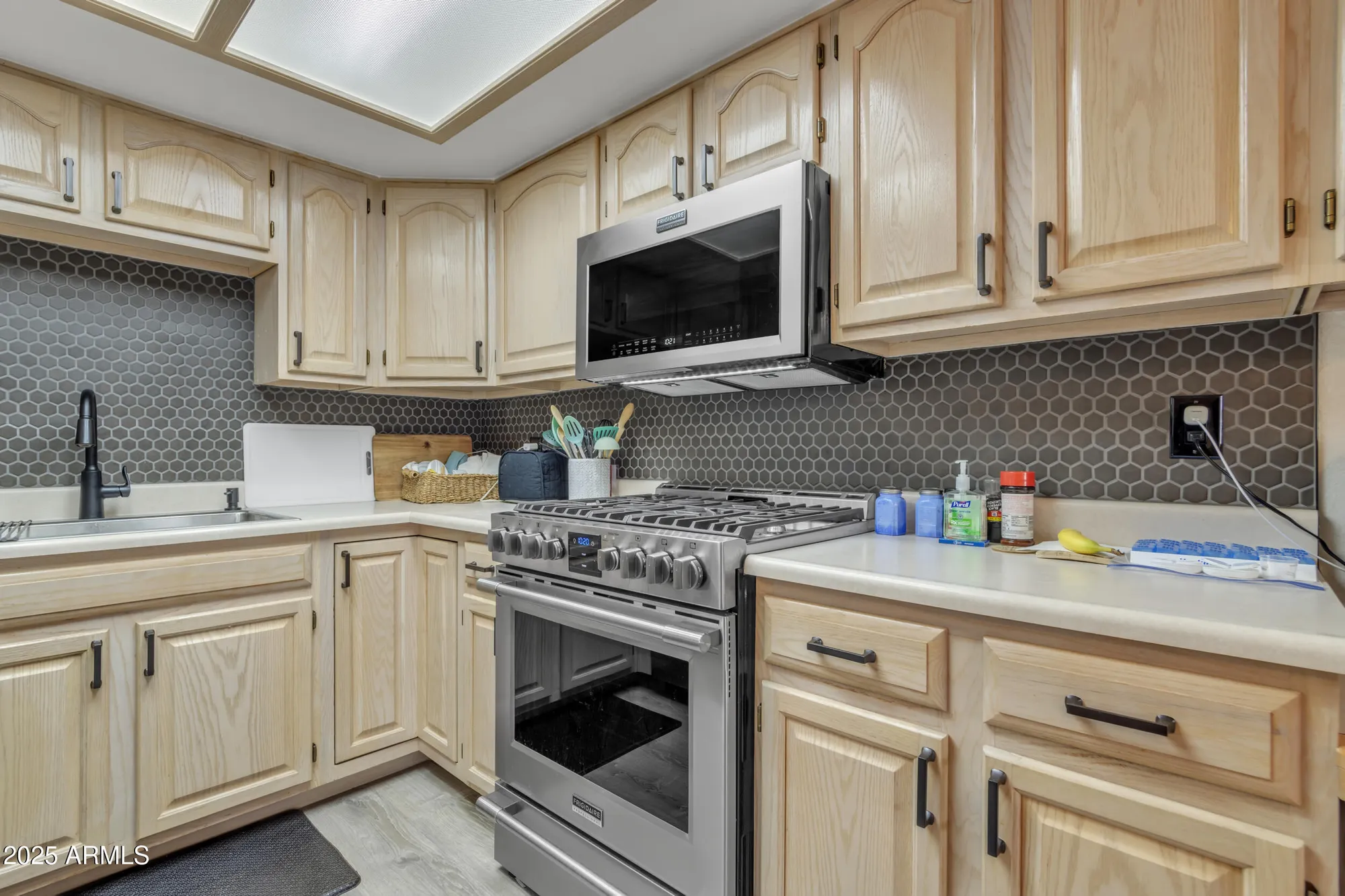 Property Slideshow image 11 of 20 | 312 e lancaster ct, Florence, AZ, 85132