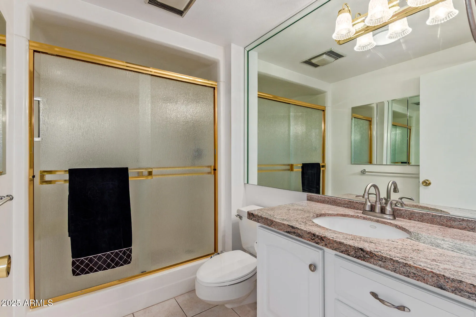 Property Slideshow image 17 of 23 | 18211 n conestoga dr, Sun City, AZ, 85373