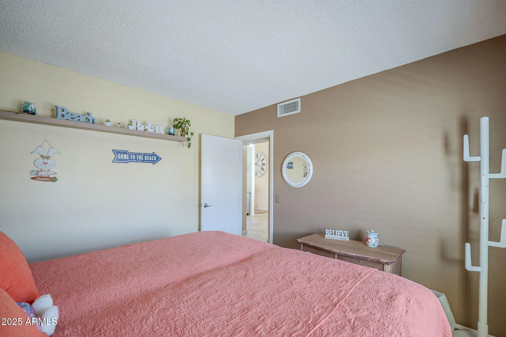 Property Slideshow image 29 of 40 | 1562 e gleneagle dr, Chandler, AZ, 85249