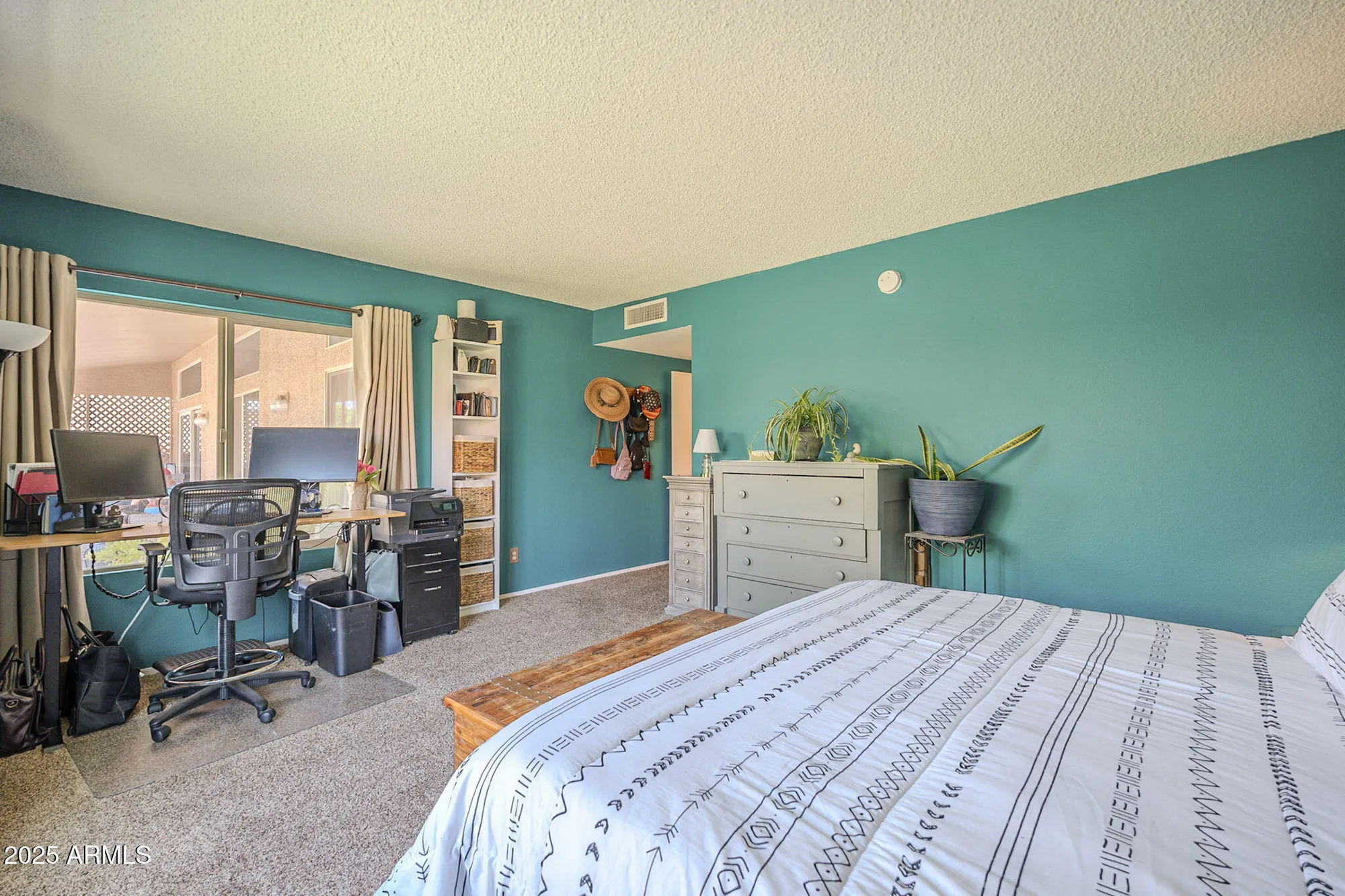 Property Slideshow image 21 of 40 | 1562 e gleneagle dr, Chandler, AZ, 85249