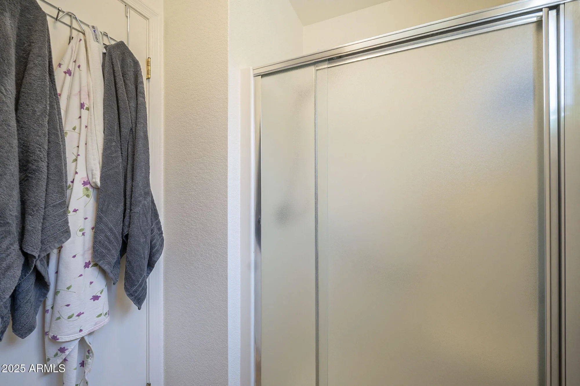 Property Slideshow image 23 of 40 | 1562 e gleneagle dr, Chandler, AZ, 85249