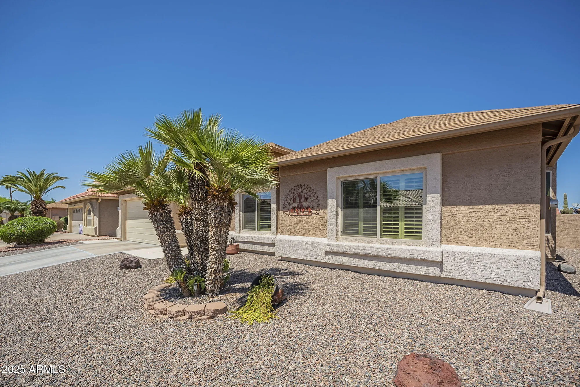 Property Slideshow image 6 of 40 | 1562 e gleneagle dr, Chandler, AZ, 85249