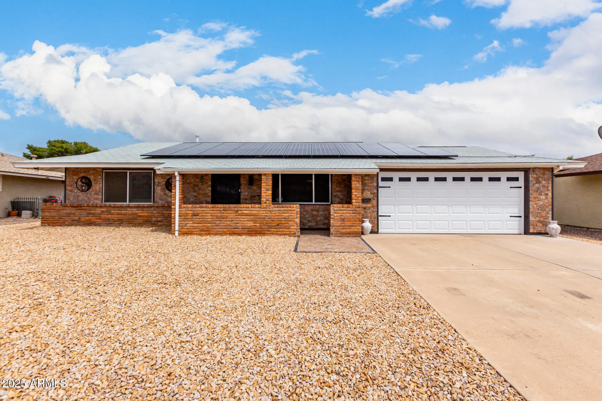 Property Slideshow image 1 of 28 | 9430 w arrowhead dr, Sun City, AZ, 85351