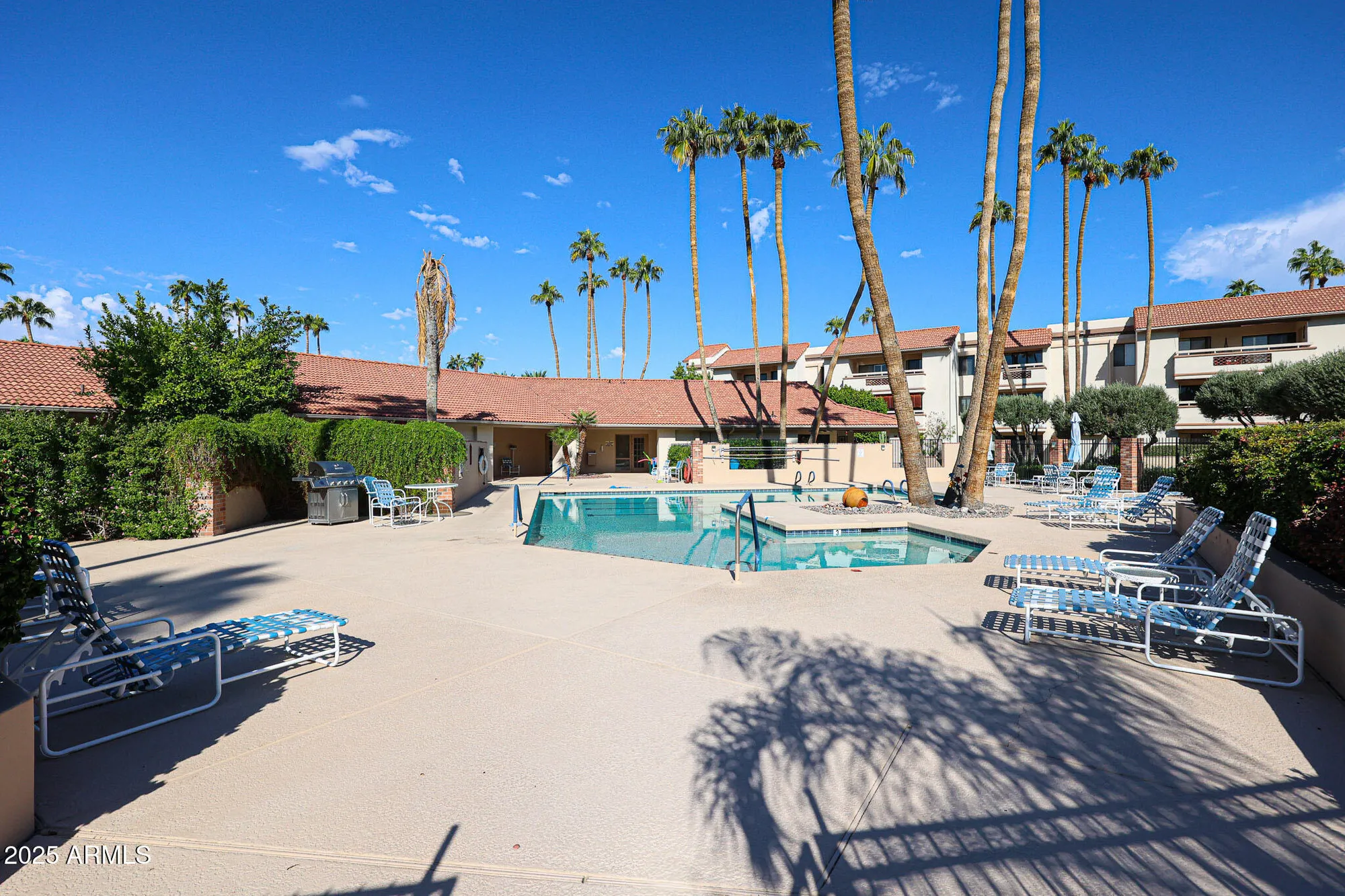 Property Slideshow image 27 of 29 | 17404 n 99th ave unit 318, Sun City, AZ, 85373