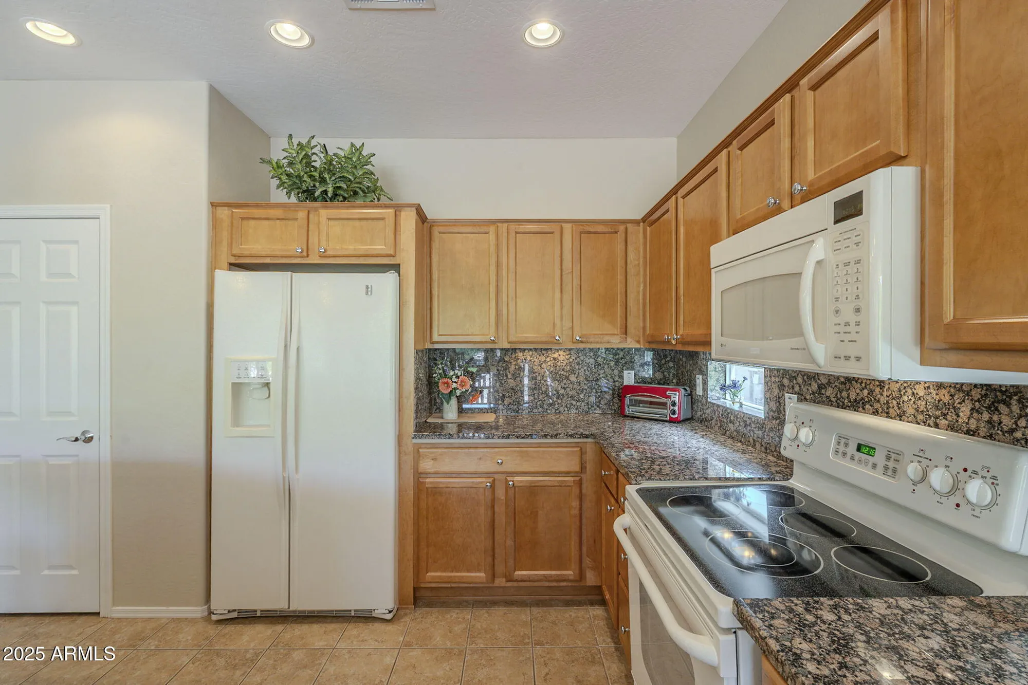 Property Slideshow image 5 of 28 | 28436 n 123rd ln, Peoria, AZ, 85383