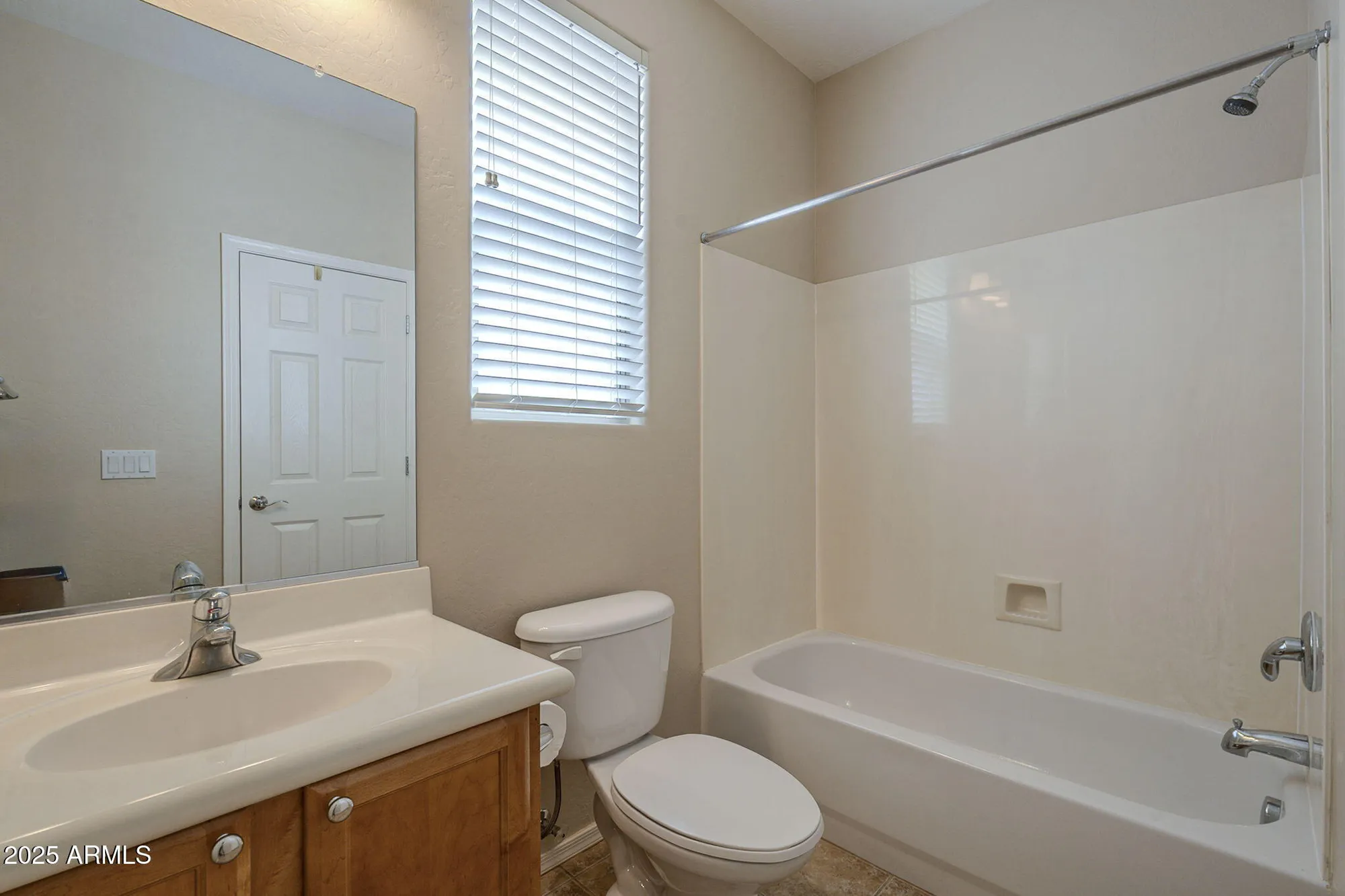 Property Slideshow image 18 of 28 | 28436 n 123rd ln, Peoria, AZ, 85383