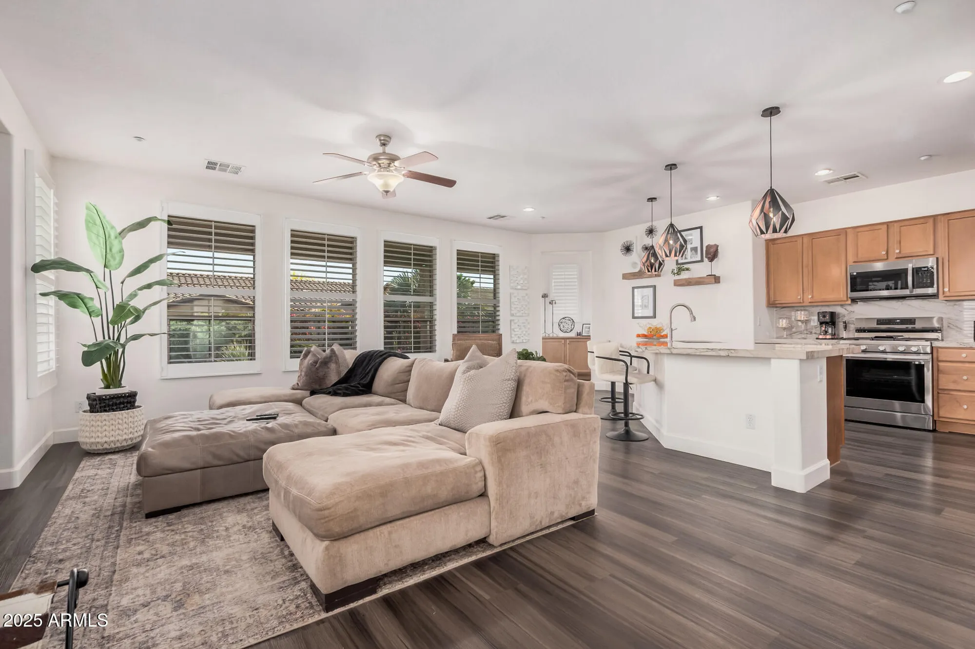 Property Slideshow image 4 of 69 | 12335 w rosewood ln, Peoria, AZ, 85383