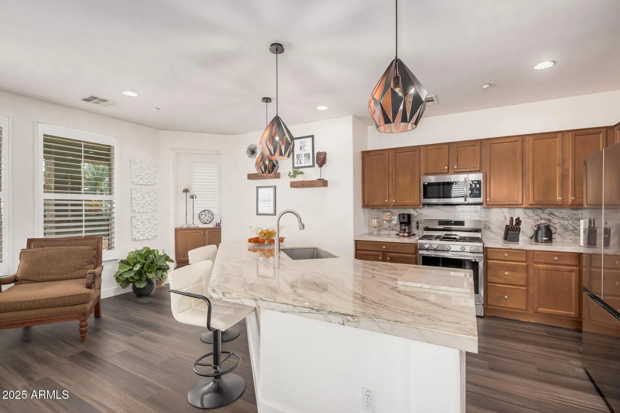 Property Slideshow image 6 of 69 | 12335 w rosewood ln, Peoria, AZ, 85383