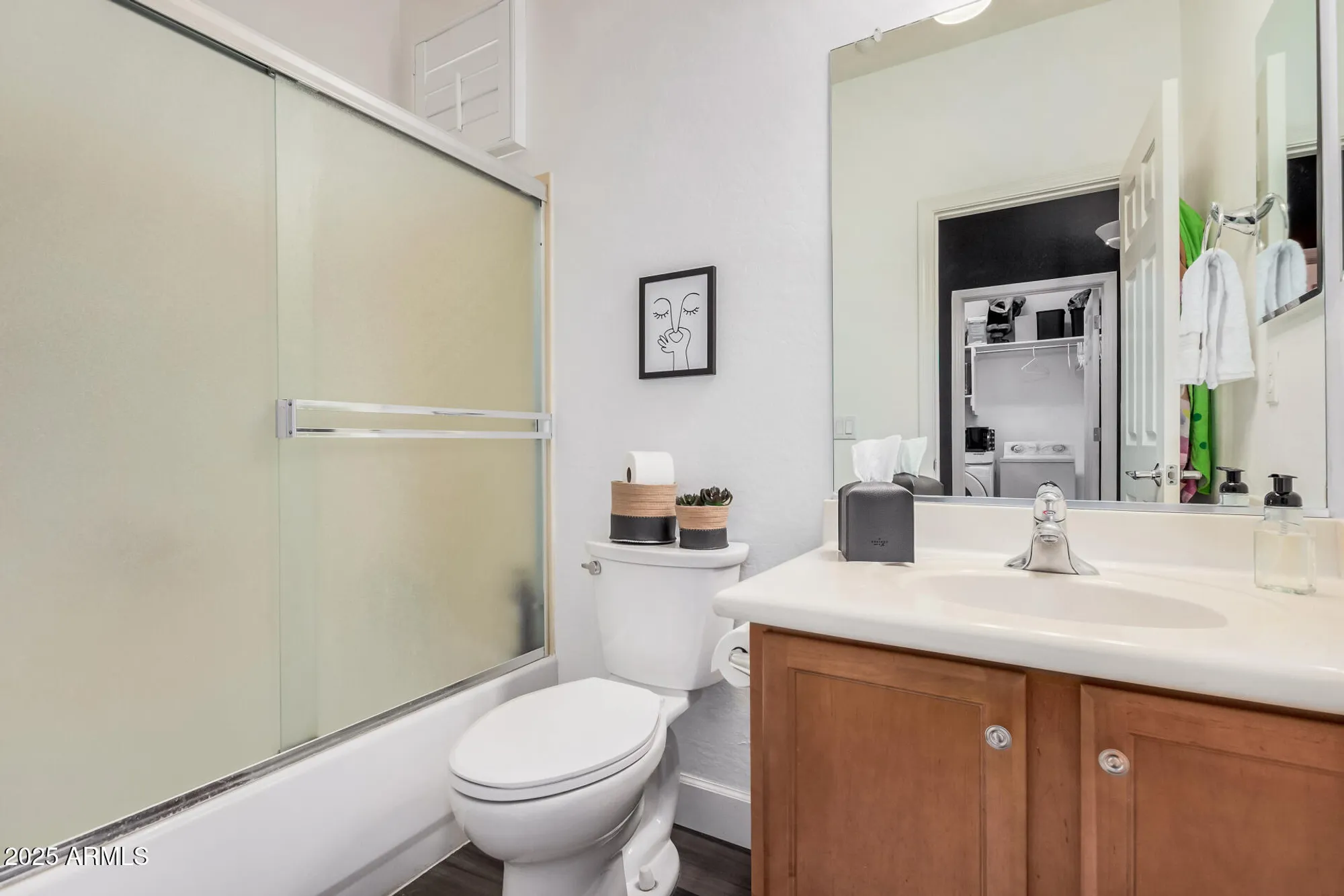 Property Slideshow image 16 of 69 | 12335 w rosewood ln, Peoria, AZ, 85383