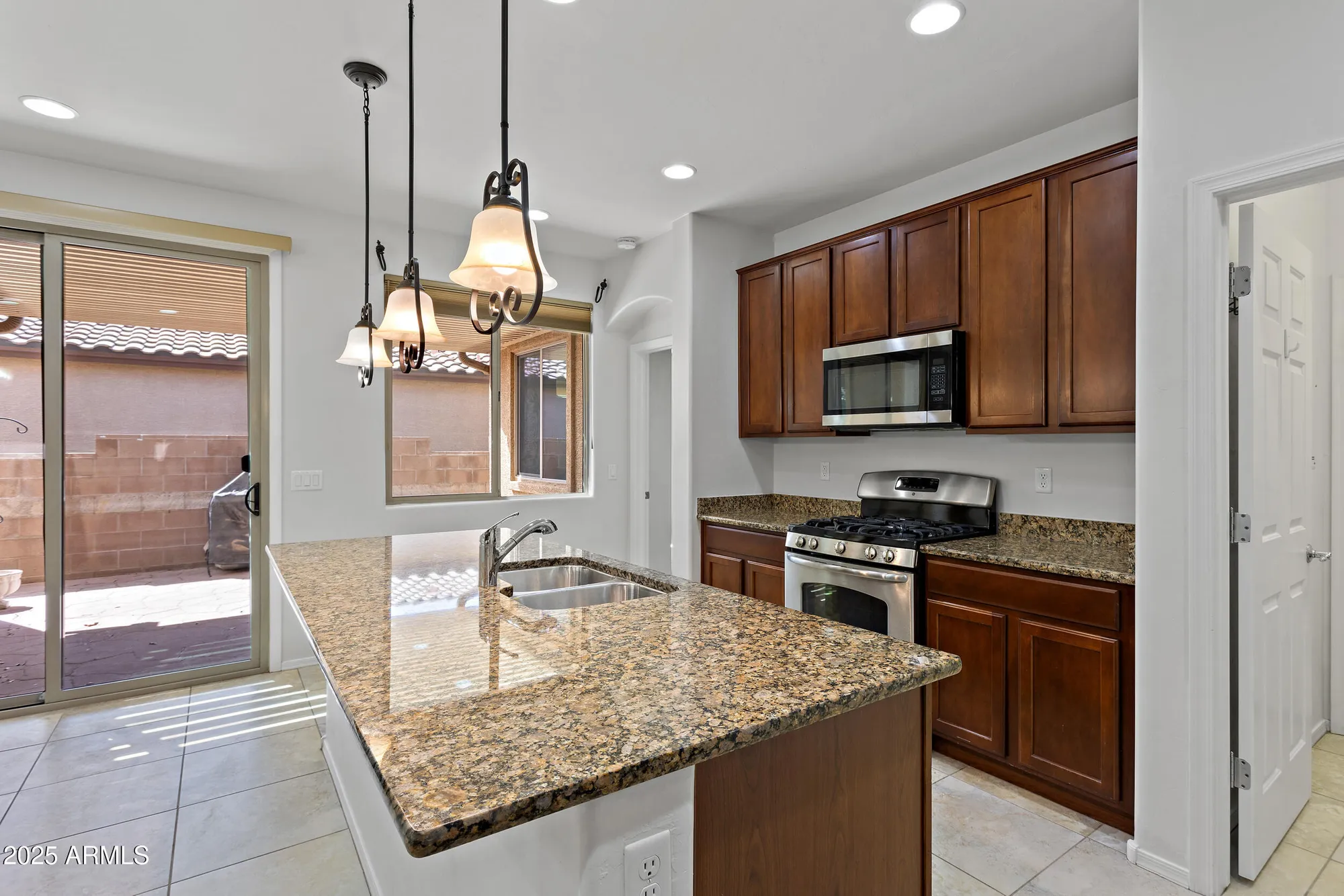 Property Slideshow image 8 of 34 | 14029 e stanhope blvd, Vail, AZ, 85641