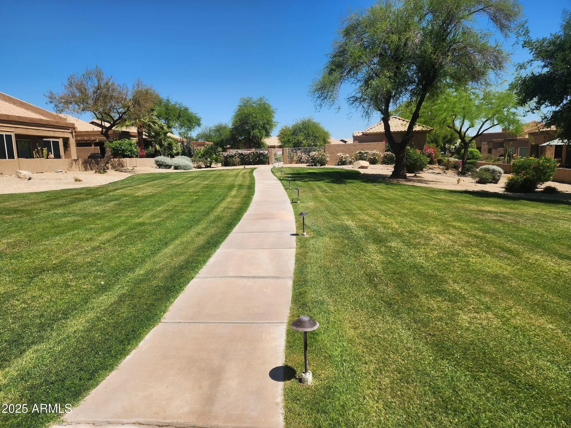 Property Slideshow image 27 of 37 | 19812 n 90th dr, Peoria, AZ, 85382