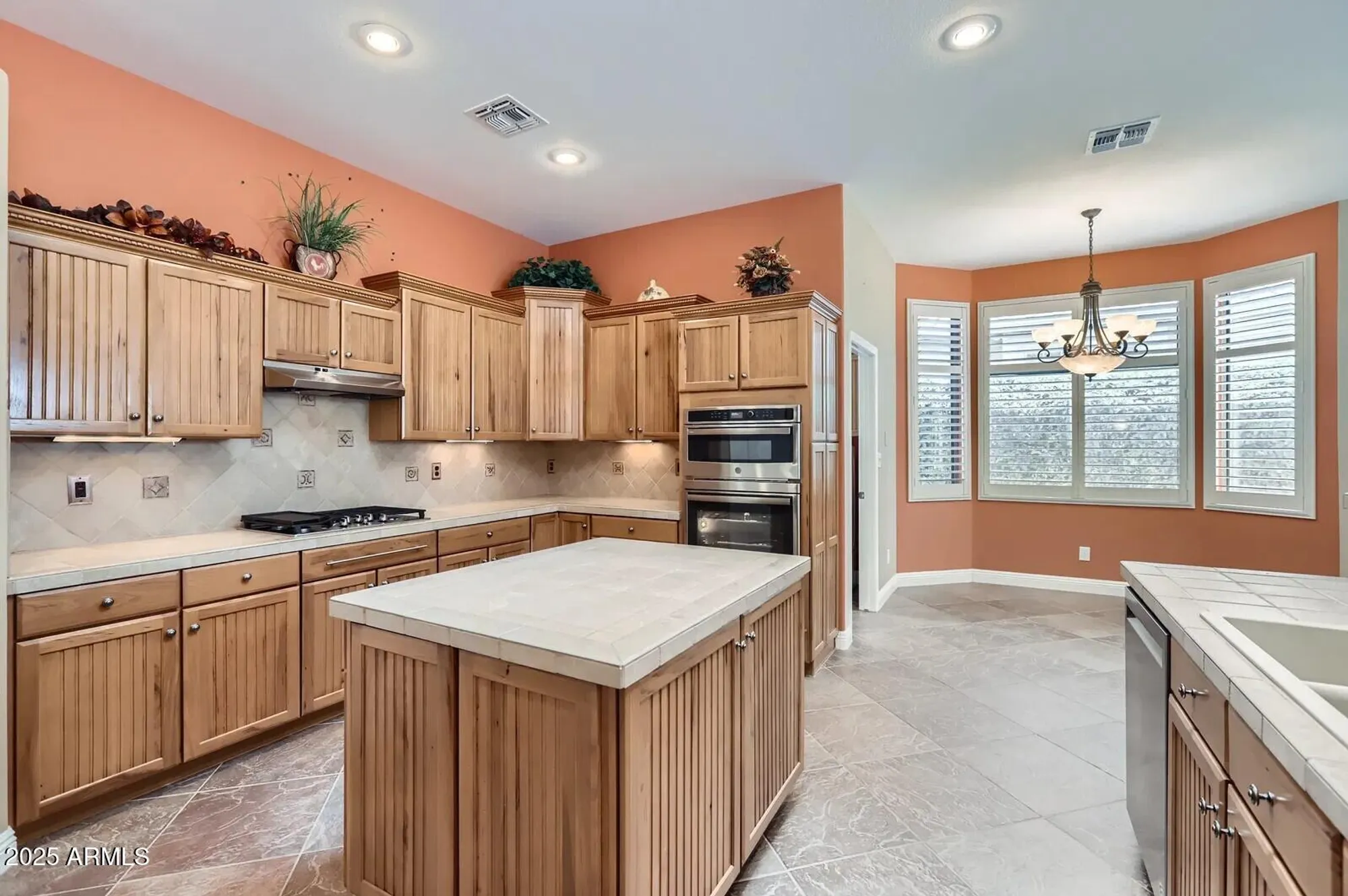 Property Slideshow image 8 of 24 | 17951 w sammy way, Surprise, AZ, 85374