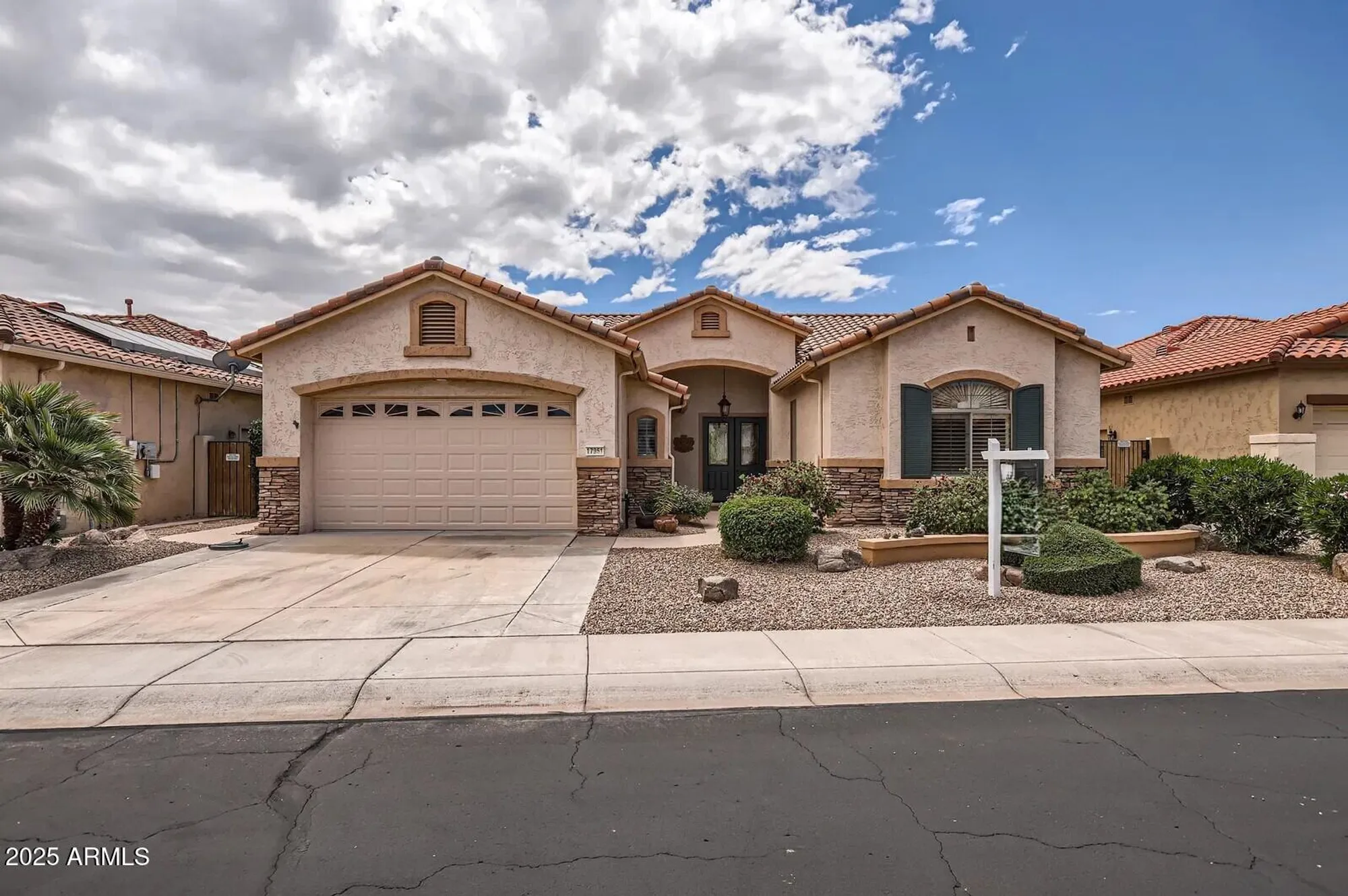 Property Slideshow image 1 of 24 | 17951 w sammy way, Surprise, AZ, 85374