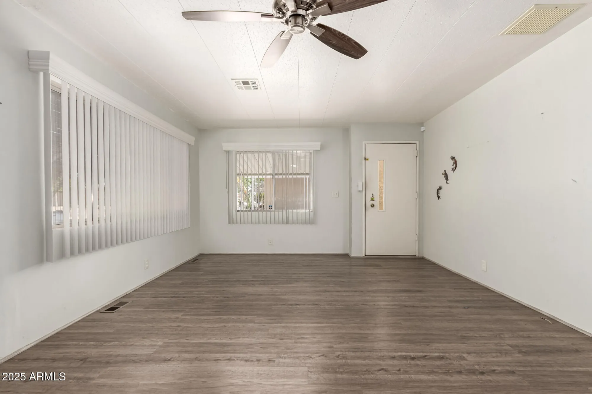 Property Slideshow image 7 of 27 | 2316 n demaret dr, Mesa, AZ, 85215