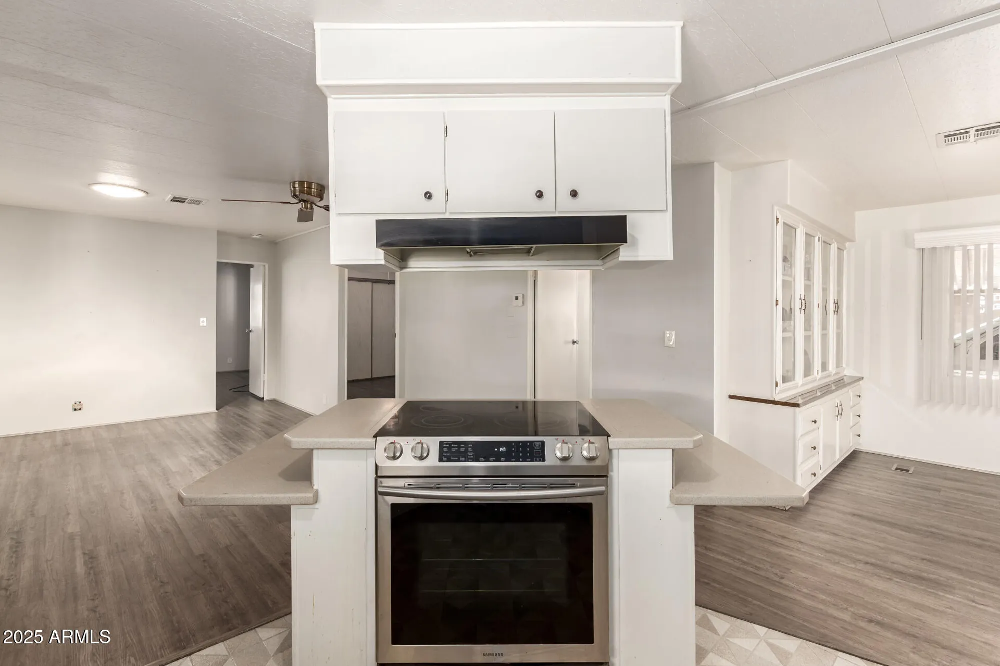 Property Slideshow image 15 of 27 | 2316 n demaret dr, Mesa, AZ, 85215