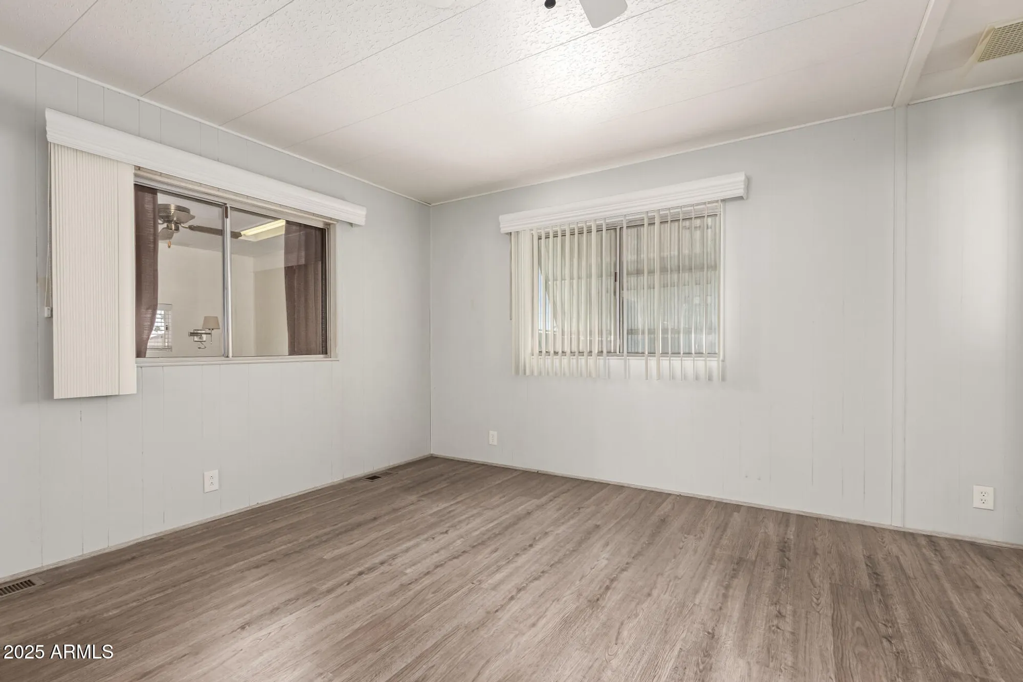 Property Slideshow image 16 of 27 | 2316 n demaret dr, Mesa, AZ, 85215