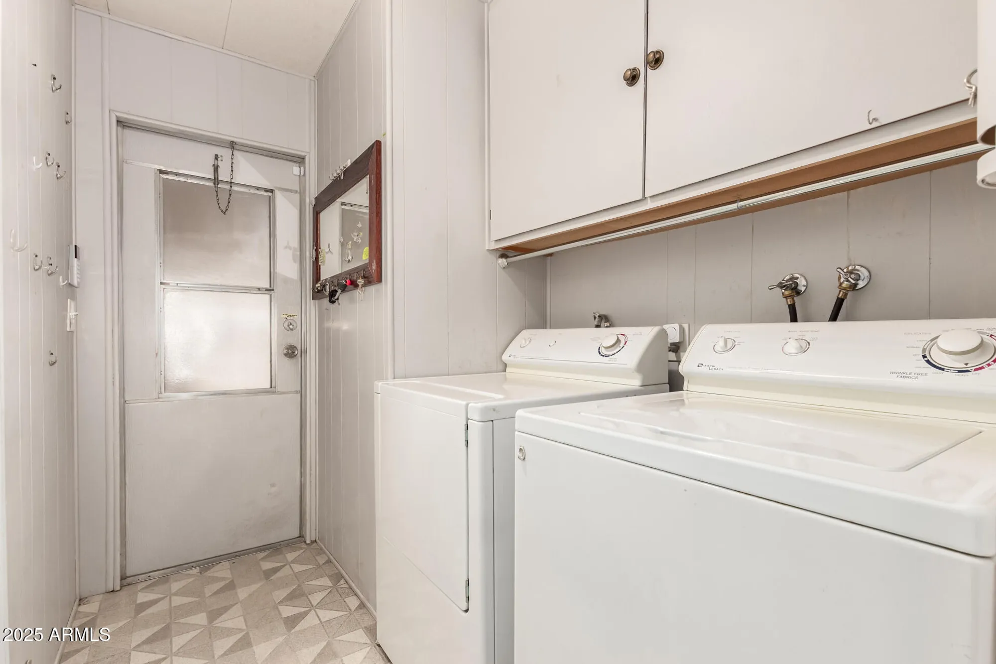 Property Slideshow image 25 of 27 | 2316 n demaret dr, Mesa, AZ, 85215