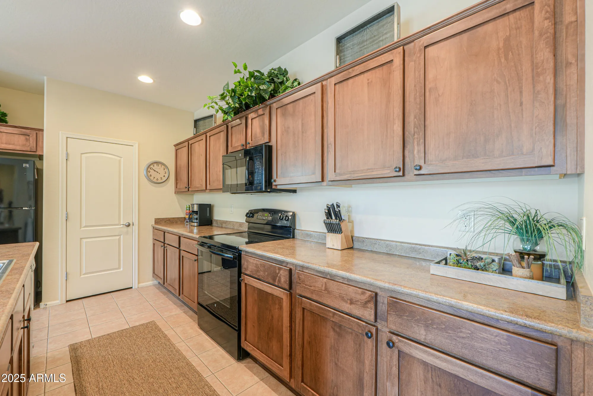 Property Slideshow image 5 of 29 | 4927 w gulch dr, Eloy, AZ, 85131