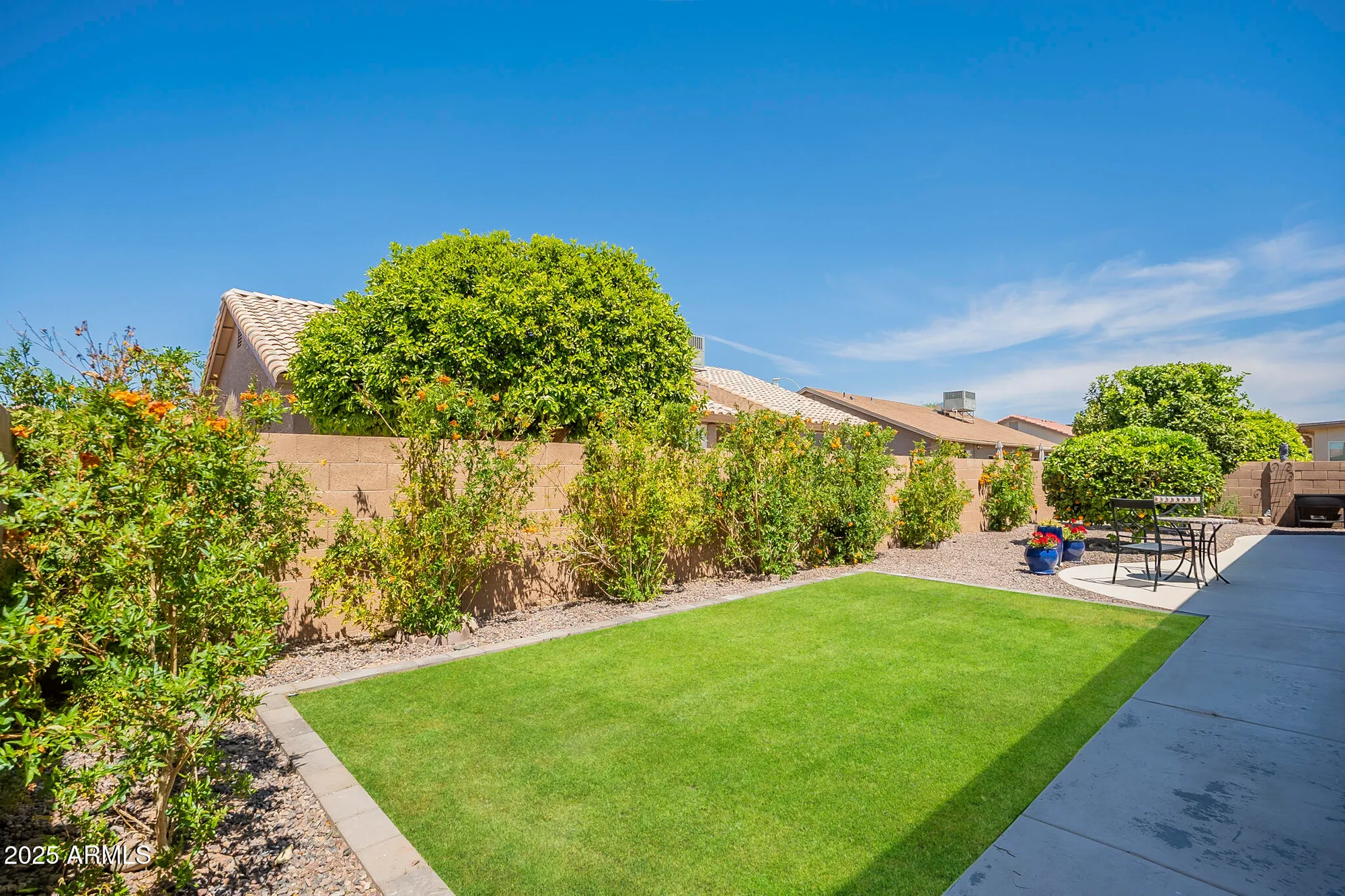 Property Slideshow image 39 of 40 | 1562 e gleneagle dr, Chandler, AZ, 85249