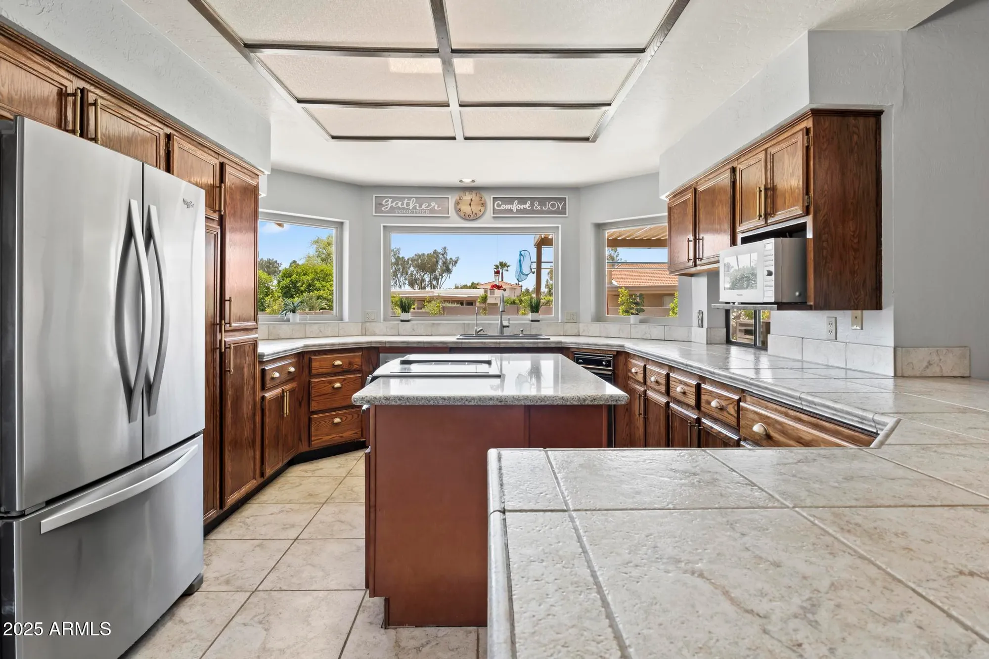 Property Slideshow image 6 of 46 | 9443 e lawndale pl, Sun Lakes, AZ, 85248