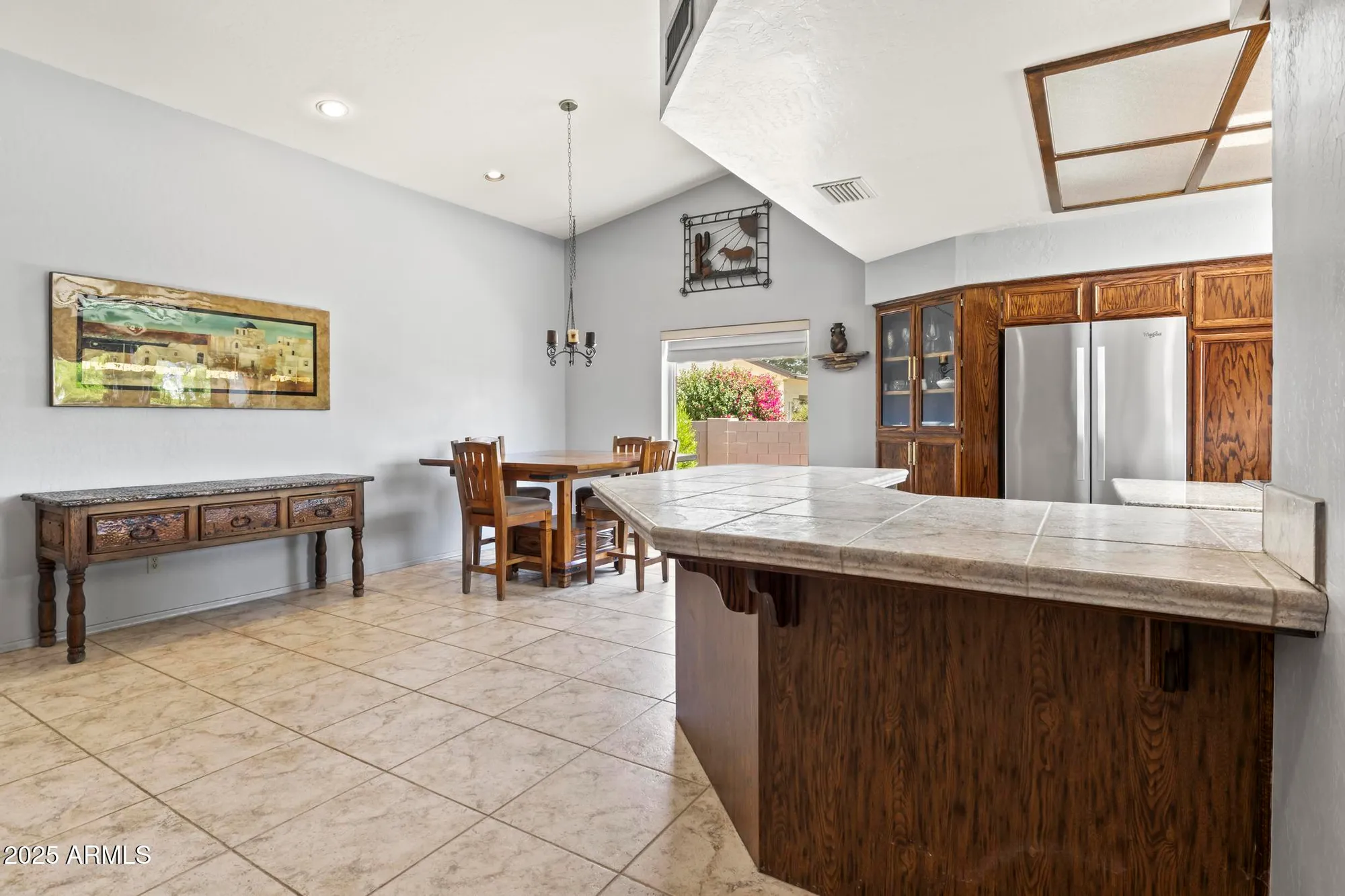Property Slideshow image 10 of 46 | 9443 e lawndale pl, Sun Lakes, AZ, 85248