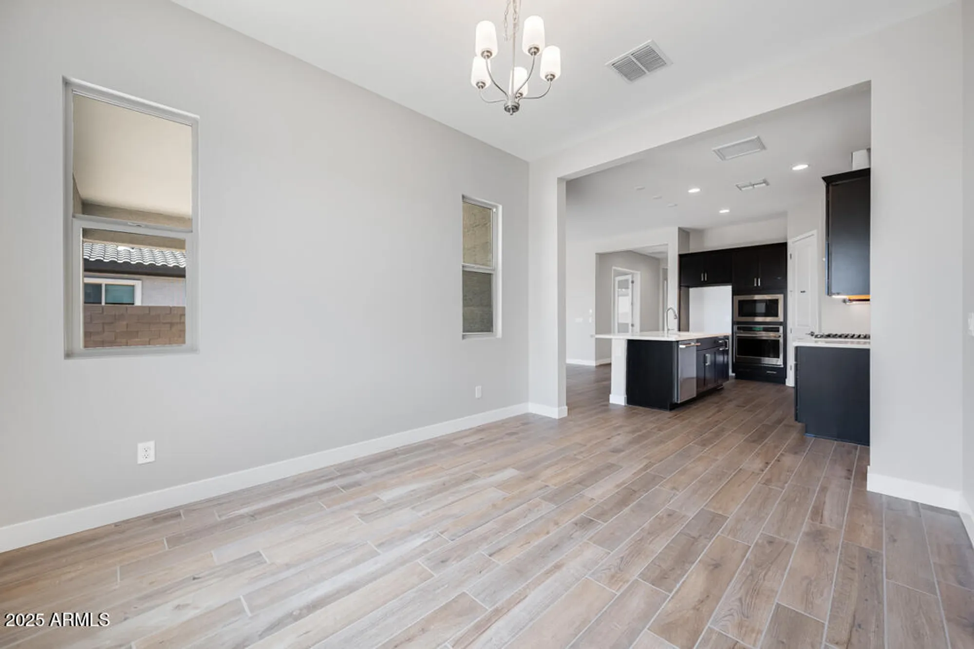 Property Slideshow image 8 of 41 | 18147 w tanglewood dr, Goodyear, AZ, 85338