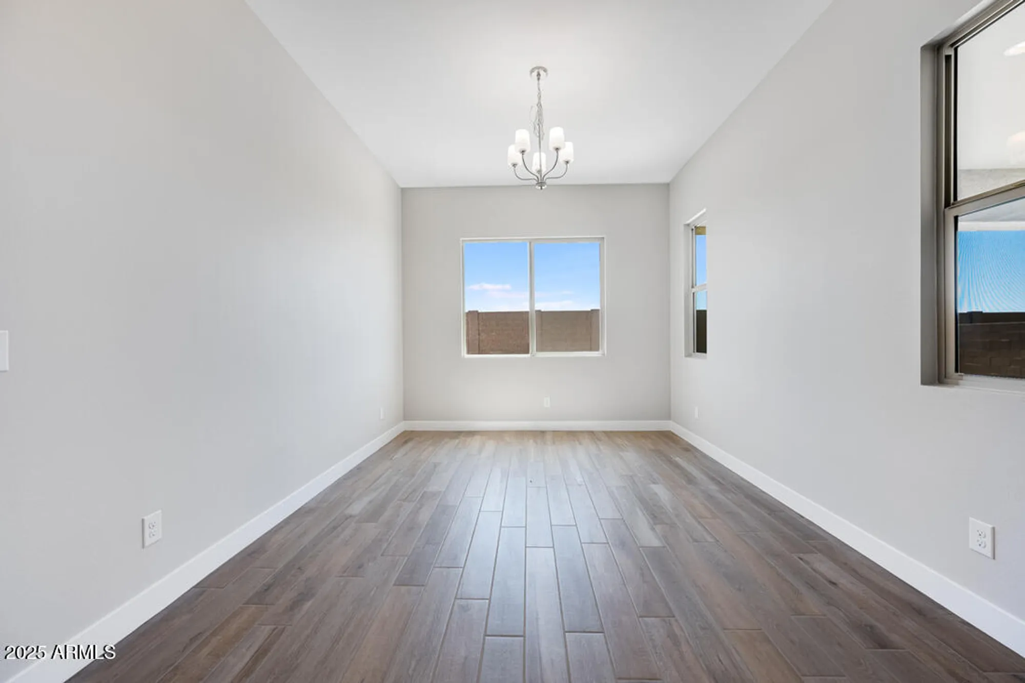 Property Slideshow image 11 of 41 | 18147 w tanglewood dr, Goodyear, AZ, 85338