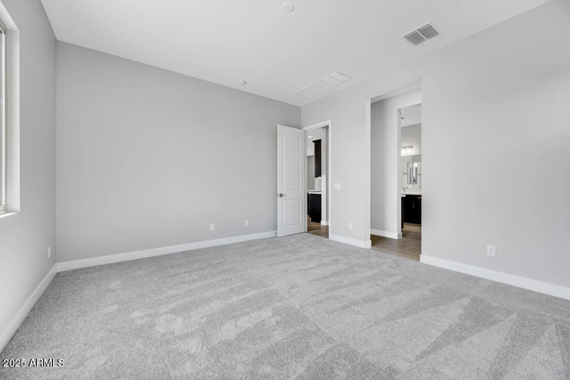 Property Slideshow image 22 of 41 | 18147 w tanglewood dr, Goodyear, AZ, 85338