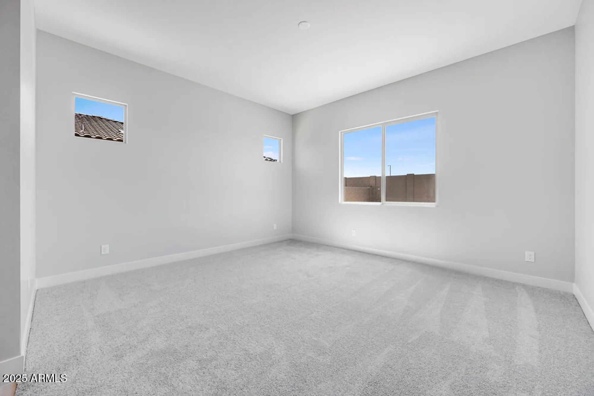 Property Slideshow image 21 of 41 | 18147 w tanglewood dr, Goodyear, AZ, 85338