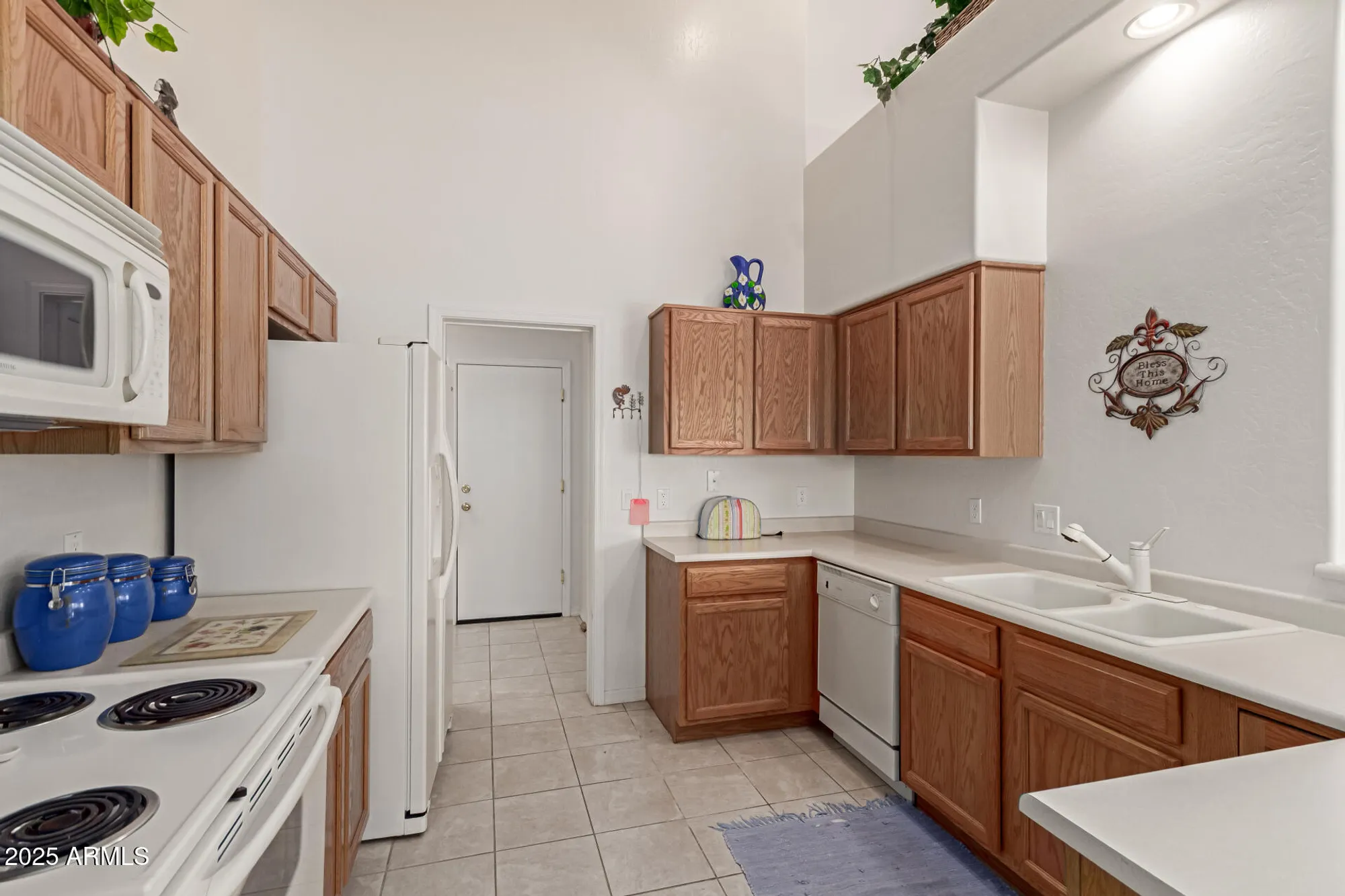 Property Slideshow image 11 of 30 | 1439 n desert willow st, Casa Grande, AZ, 85122