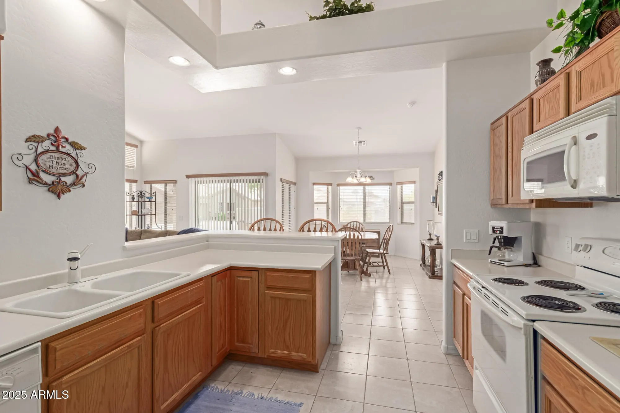 Property Slideshow image 14 of 30 | 1439 n desert willow st, Casa Grande, AZ, 85122