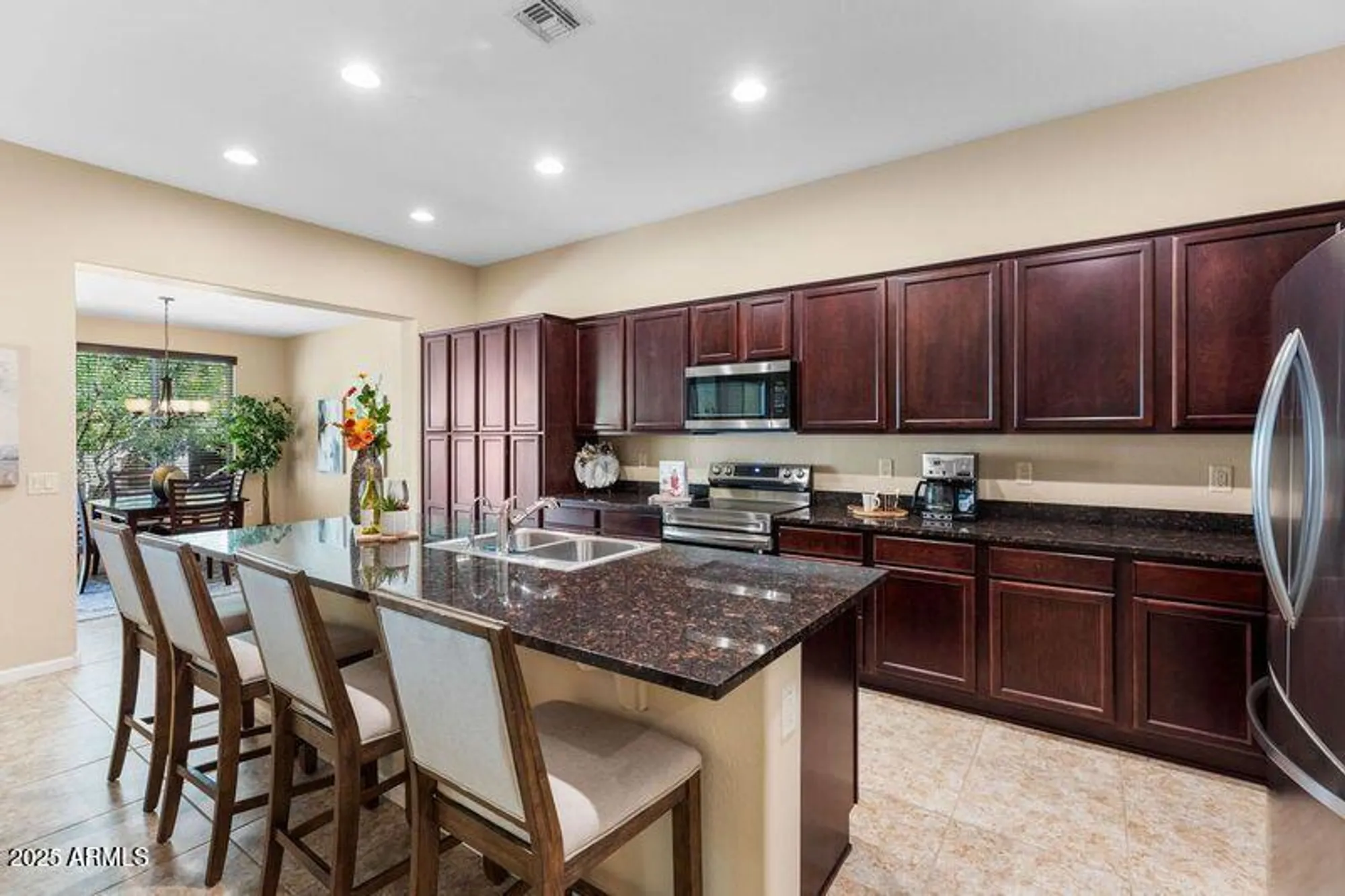 Property Slideshow image 15 of 53 | 3969 n 163rd ln, Goodyear, AZ, 85395