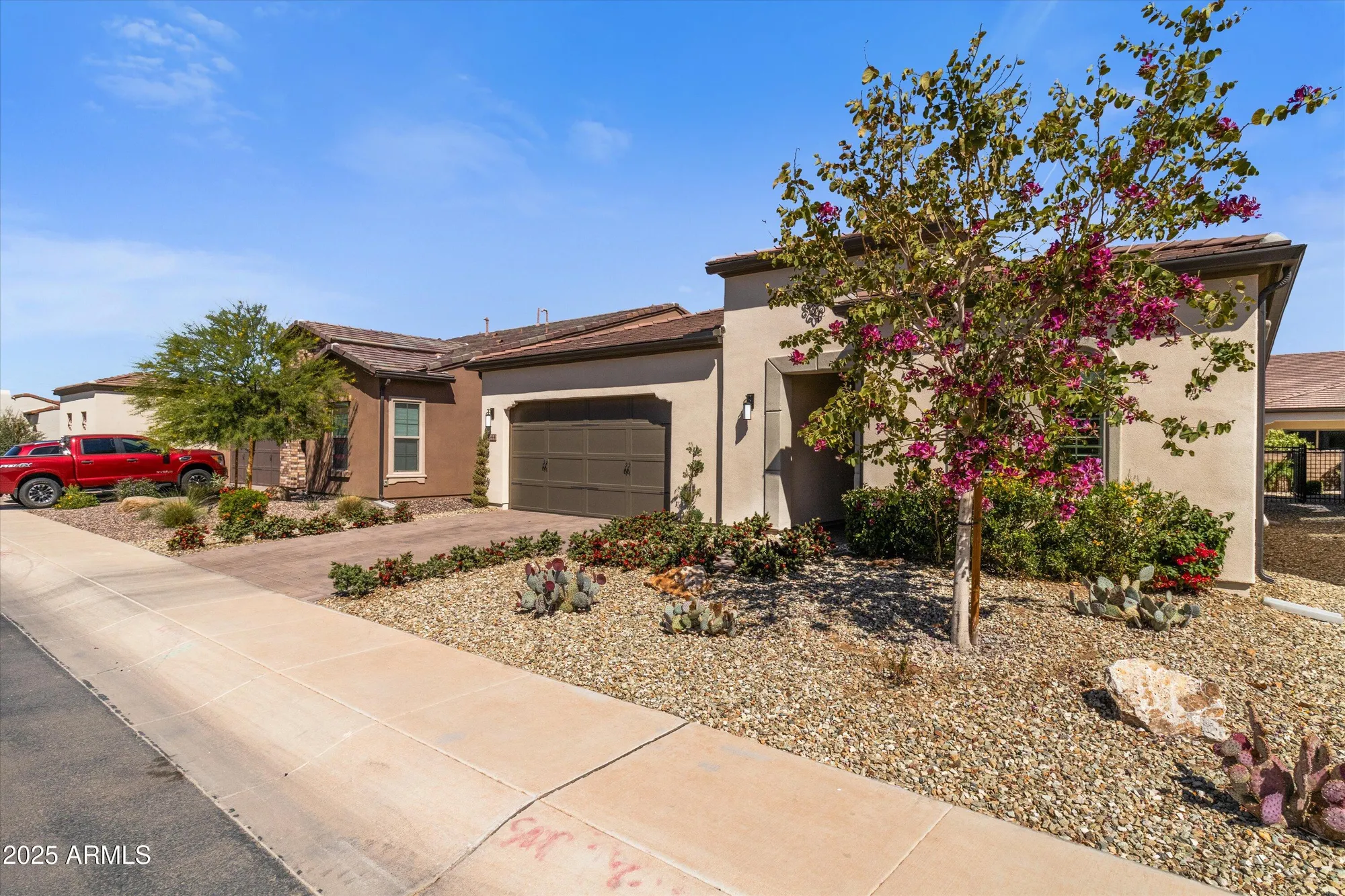 Property Slideshow image 8 of 56 | 644 e las puertas ln, Queen Creek, AZ, 85140