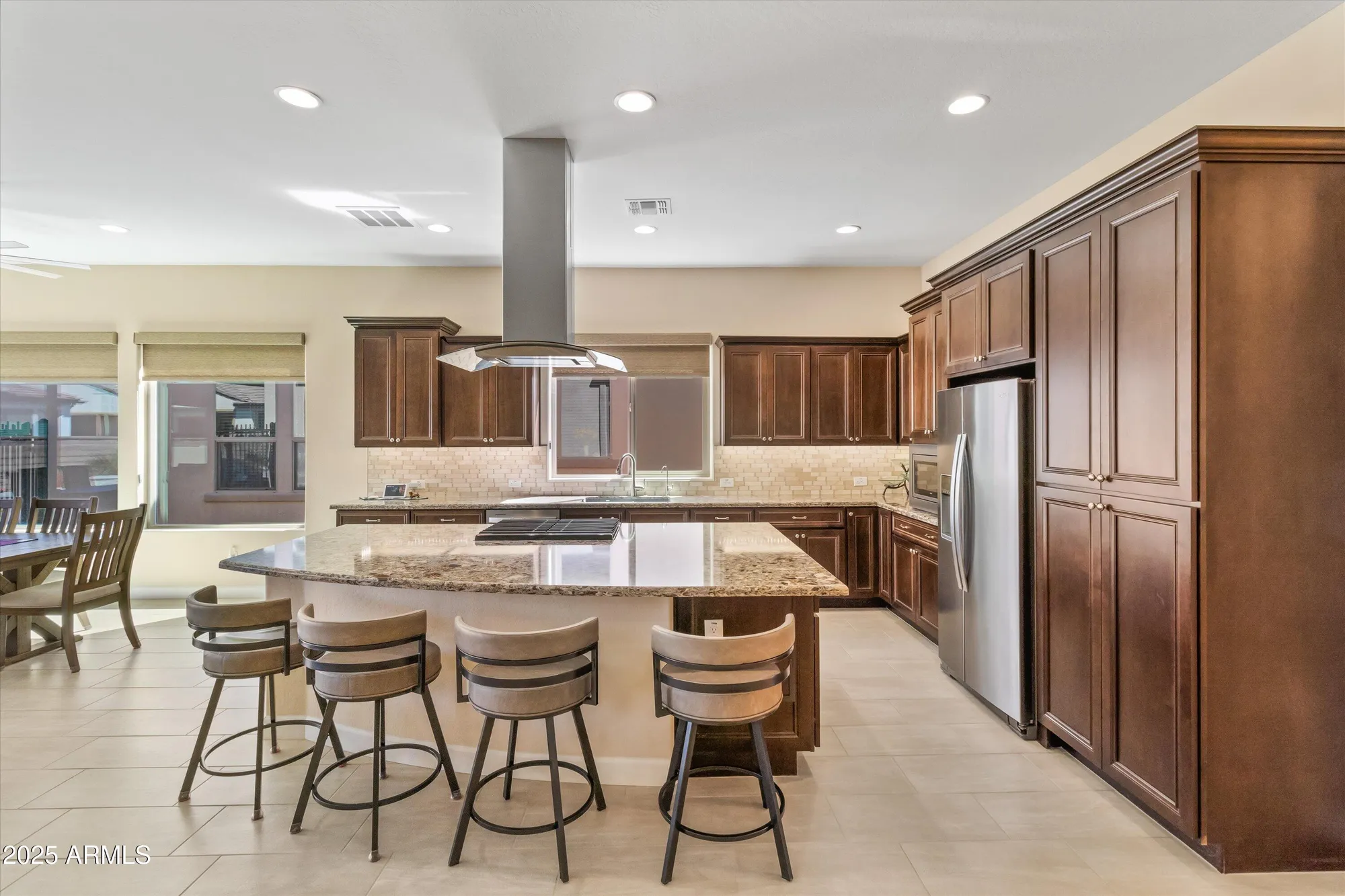 Property Slideshow image 10 of 56 | 644 e las puertas ln, Queen Creek, AZ, 85140