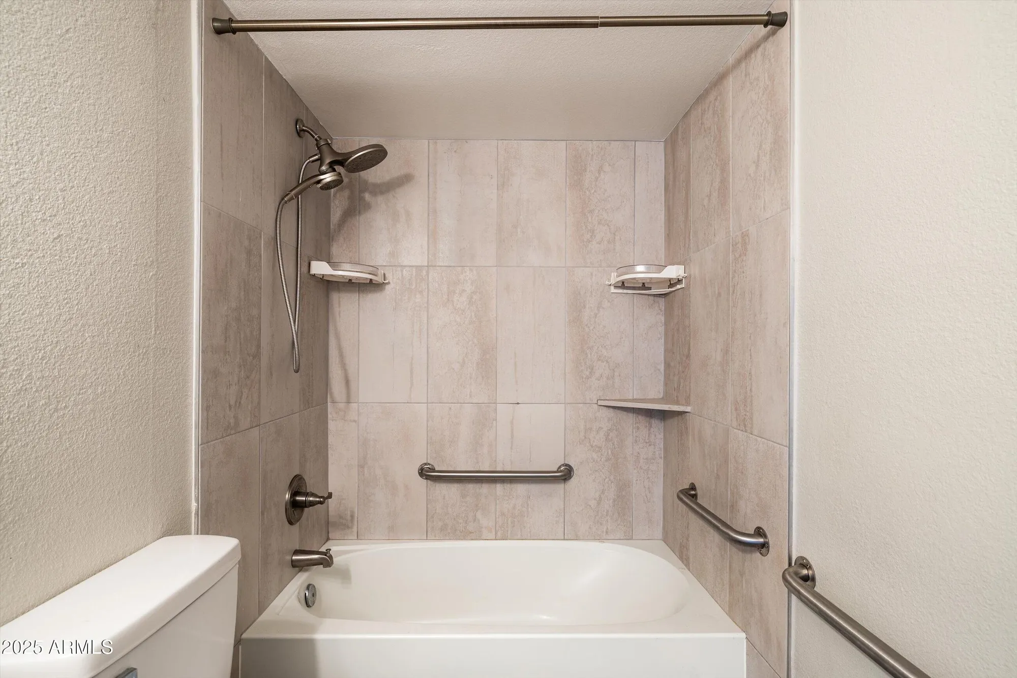 Property Slideshow image 11 of 29 | 7920 e camelback rd 110, Scottsdale, AZ, 85251