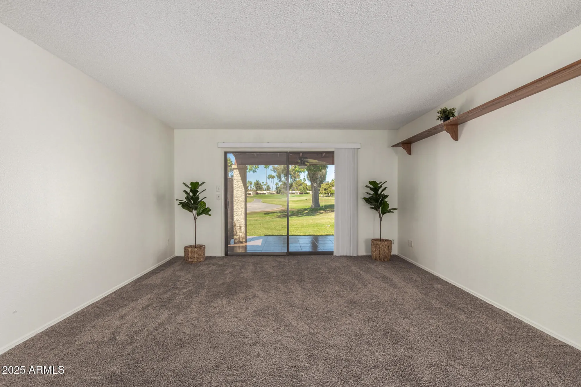 Property Slideshow image 8 of 29 | 617 s arrowwood way, Mesa, AZ, 85208