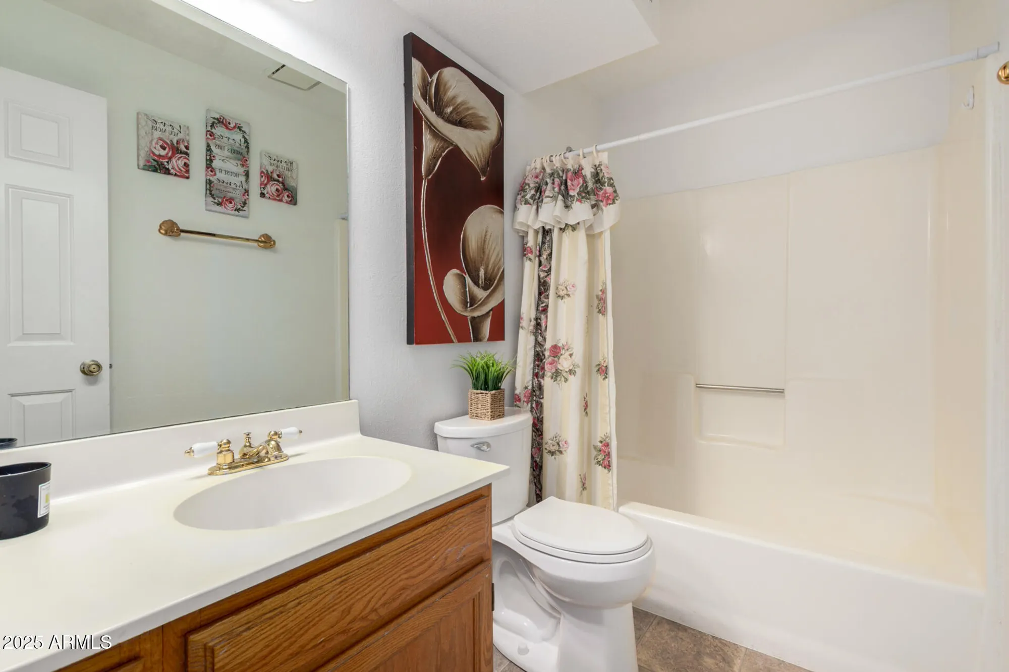 Property Slideshow image 23 of 29 | 617 s arrowwood way, Mesa, AZ, 85208