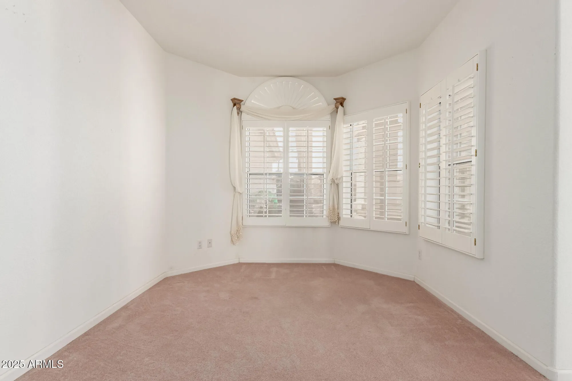 Property Slideshow image 11 of 40 | 3781 n 161st dr, Goodyear, AZ, 85395